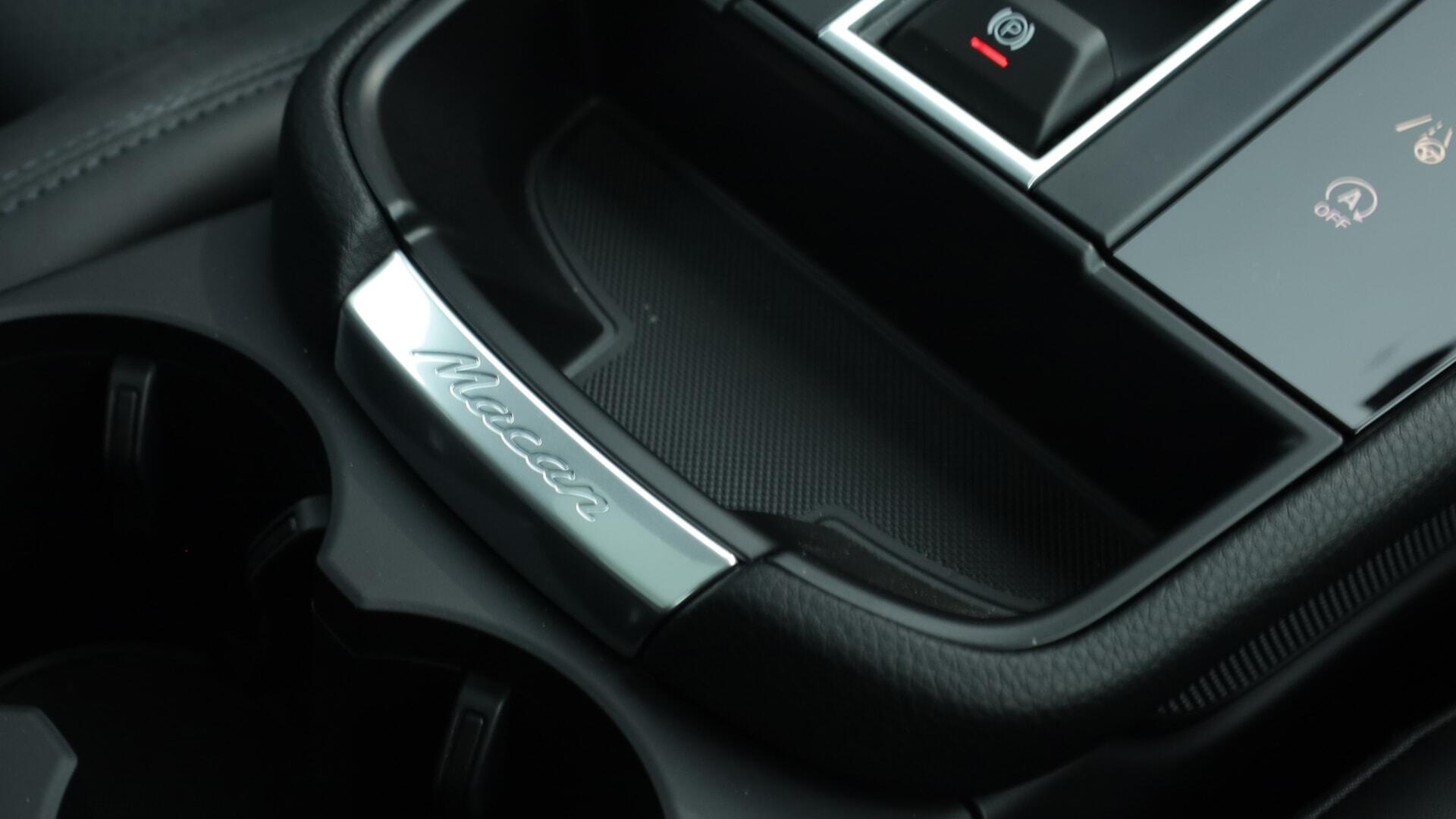 Porsche Macan view 17