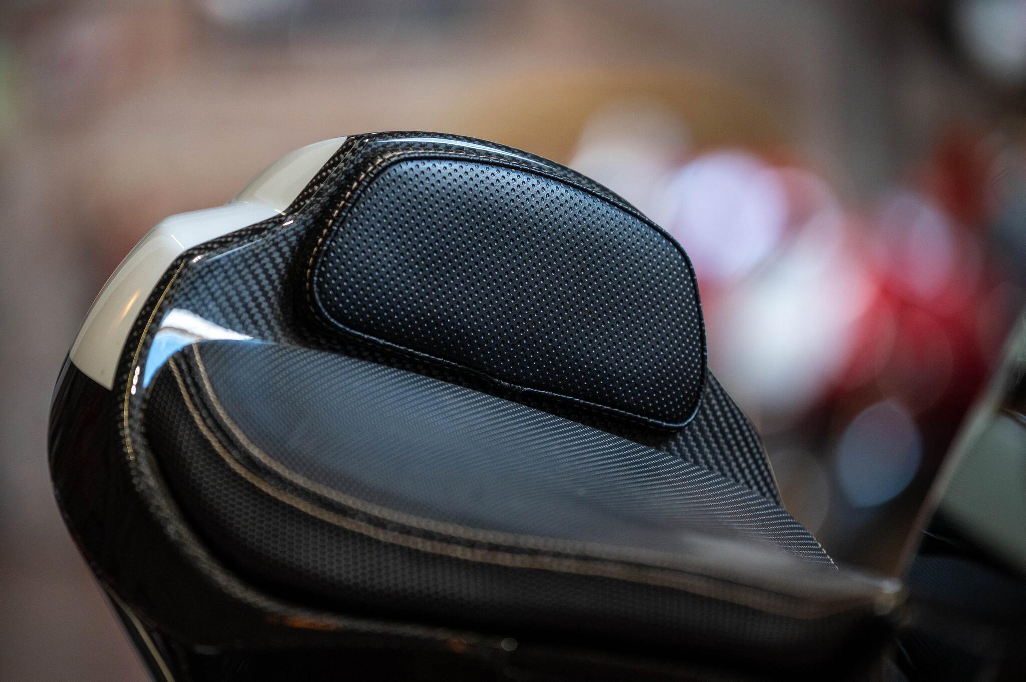 Norton V4 CR view 4