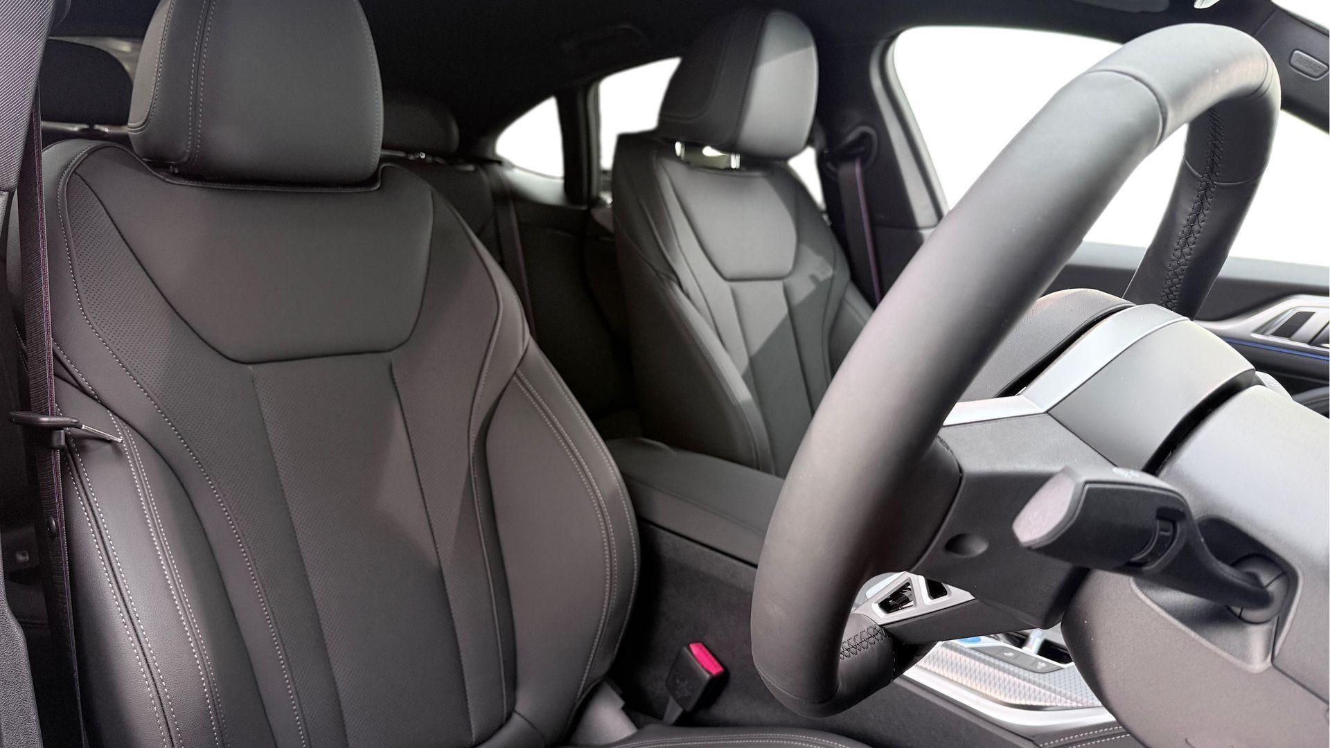 BMW i4 view 11