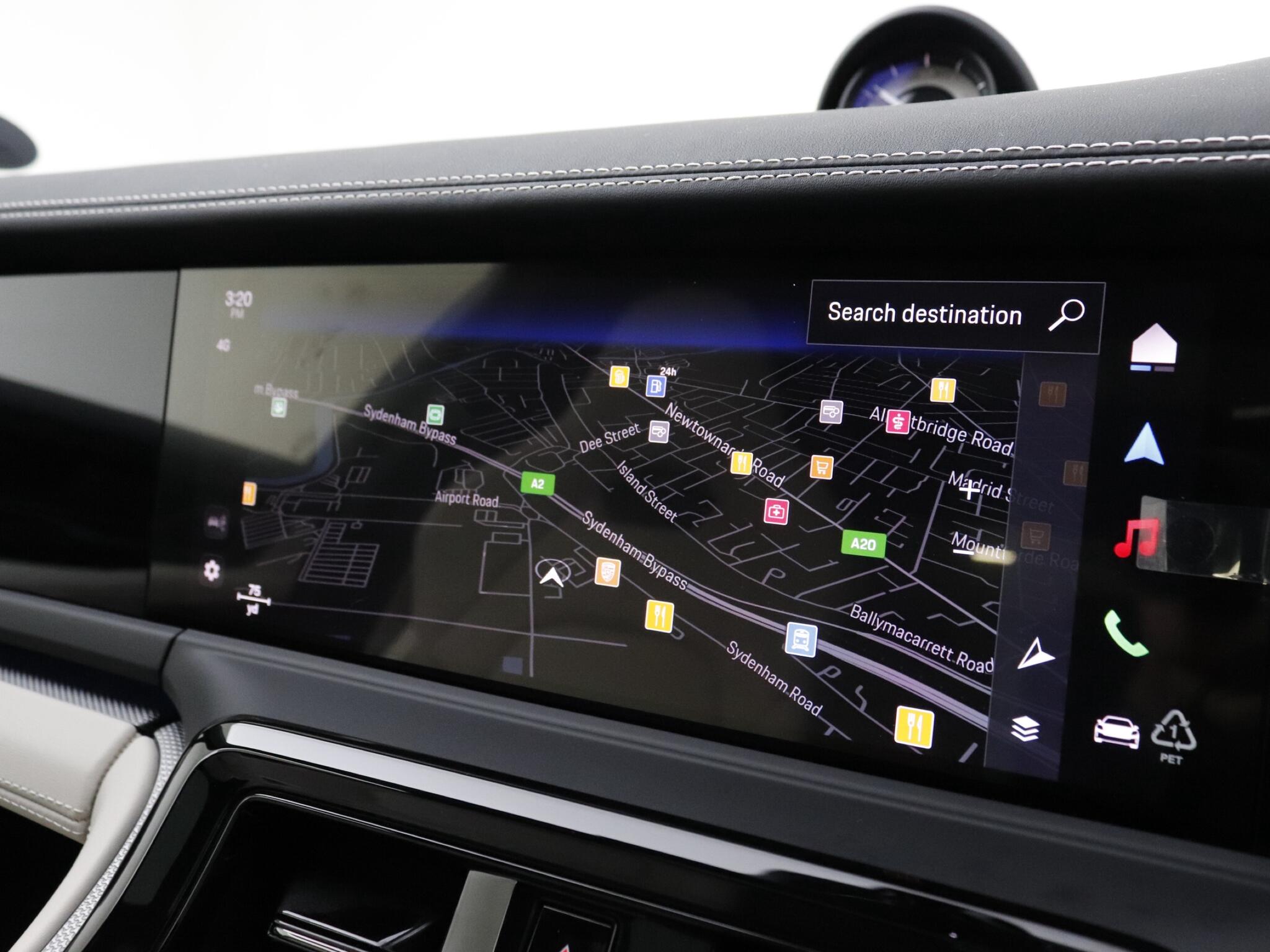 Porsche Panamera view 30