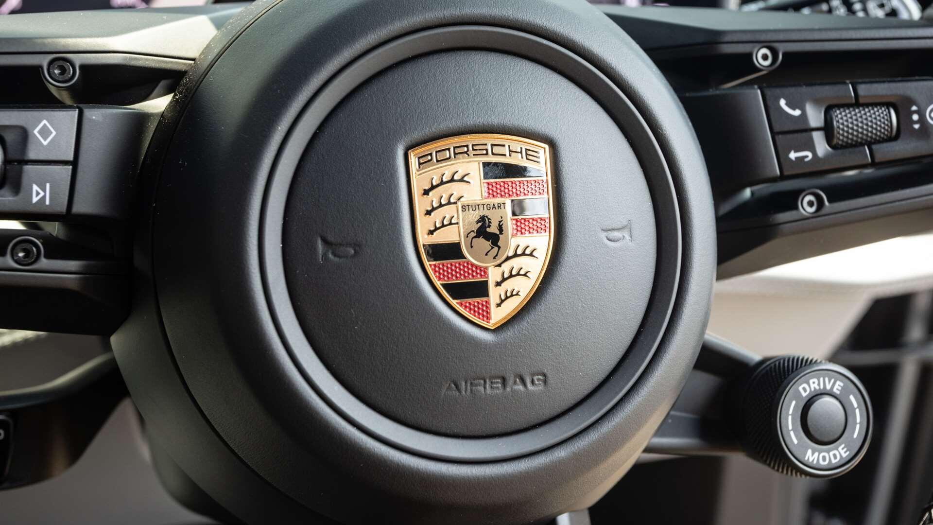 Porsche Cayenne view 22