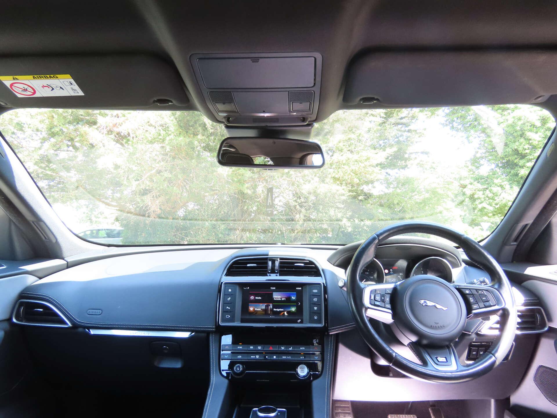 Jaguar F-Pace view 8