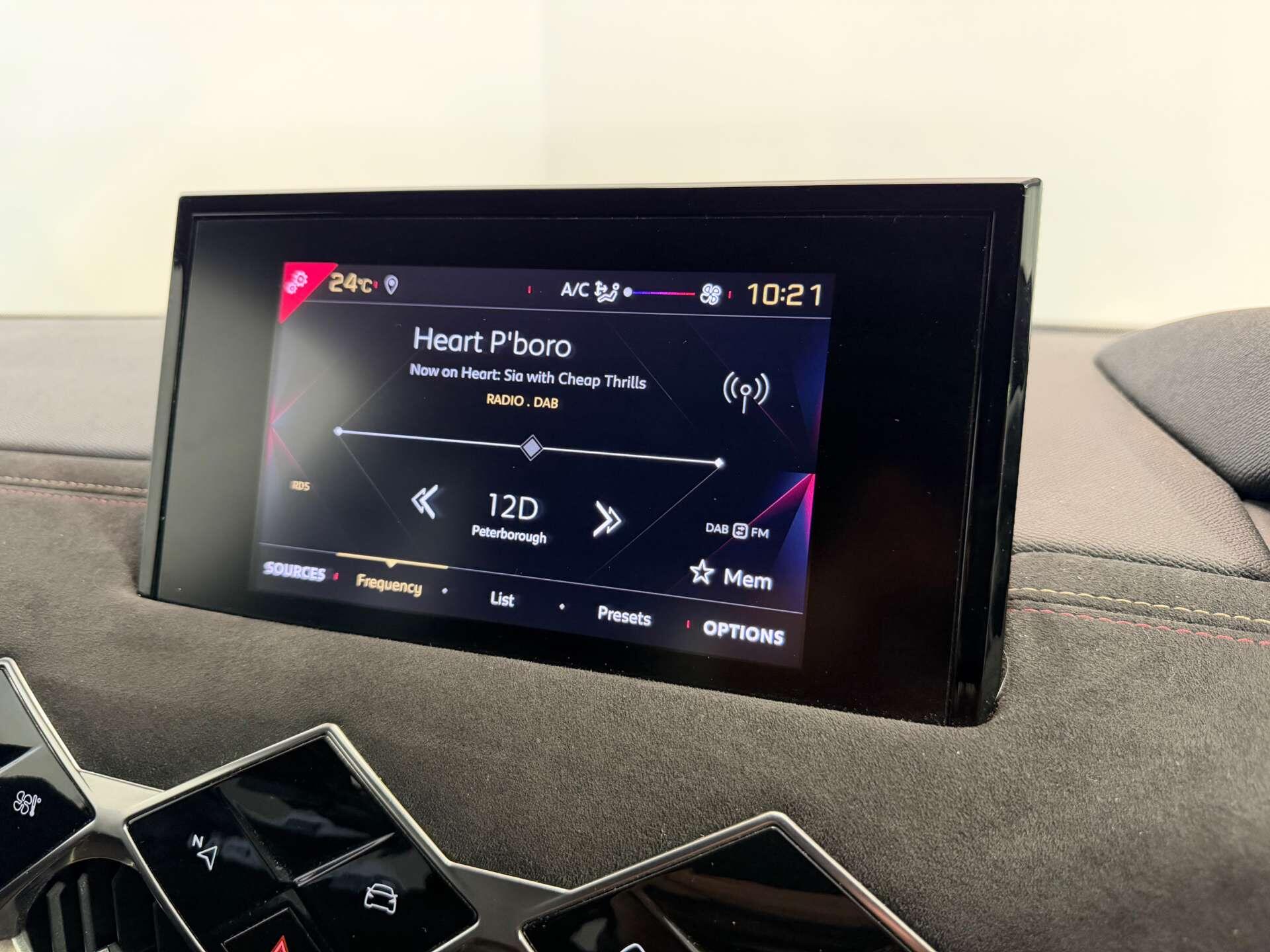 DS Automobiles DS 3 Crossback view 34