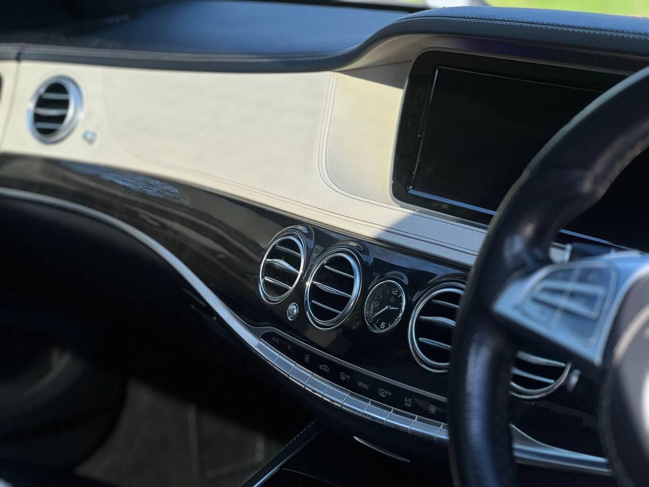 Mercedes-Benz S-Class view 30