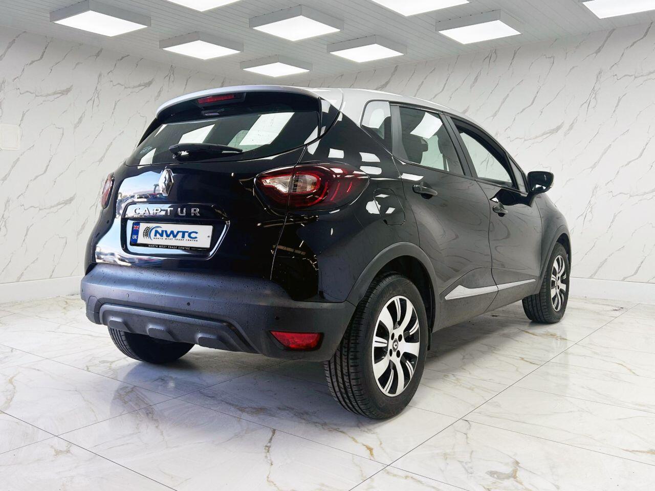 Renault Captur view 12