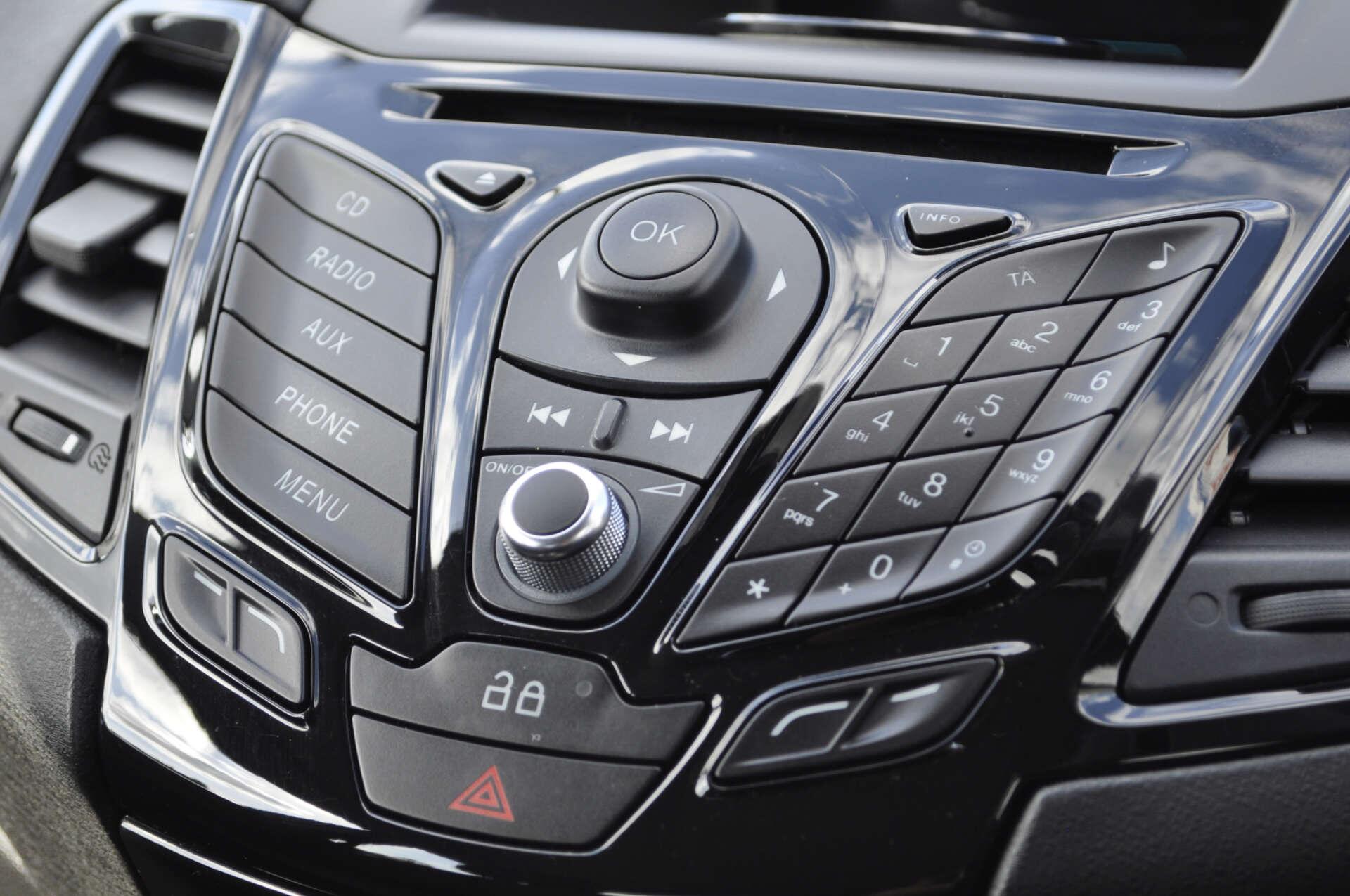 Ford Fiesta view 17