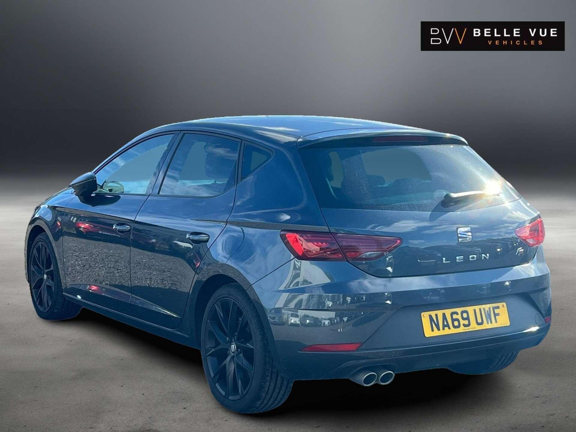 Seat Leon view 5