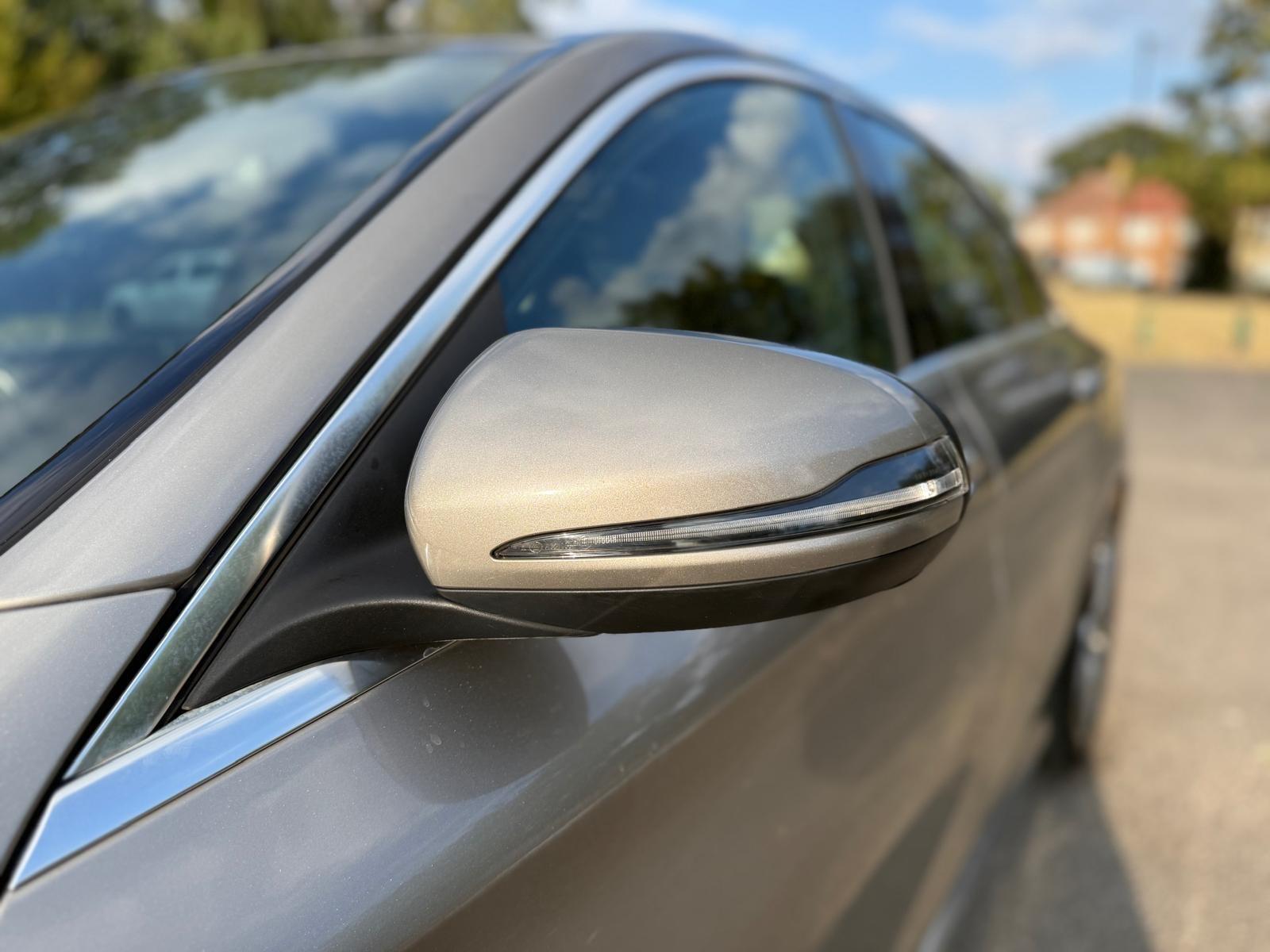 Mercedes-Benz C-Class view 52