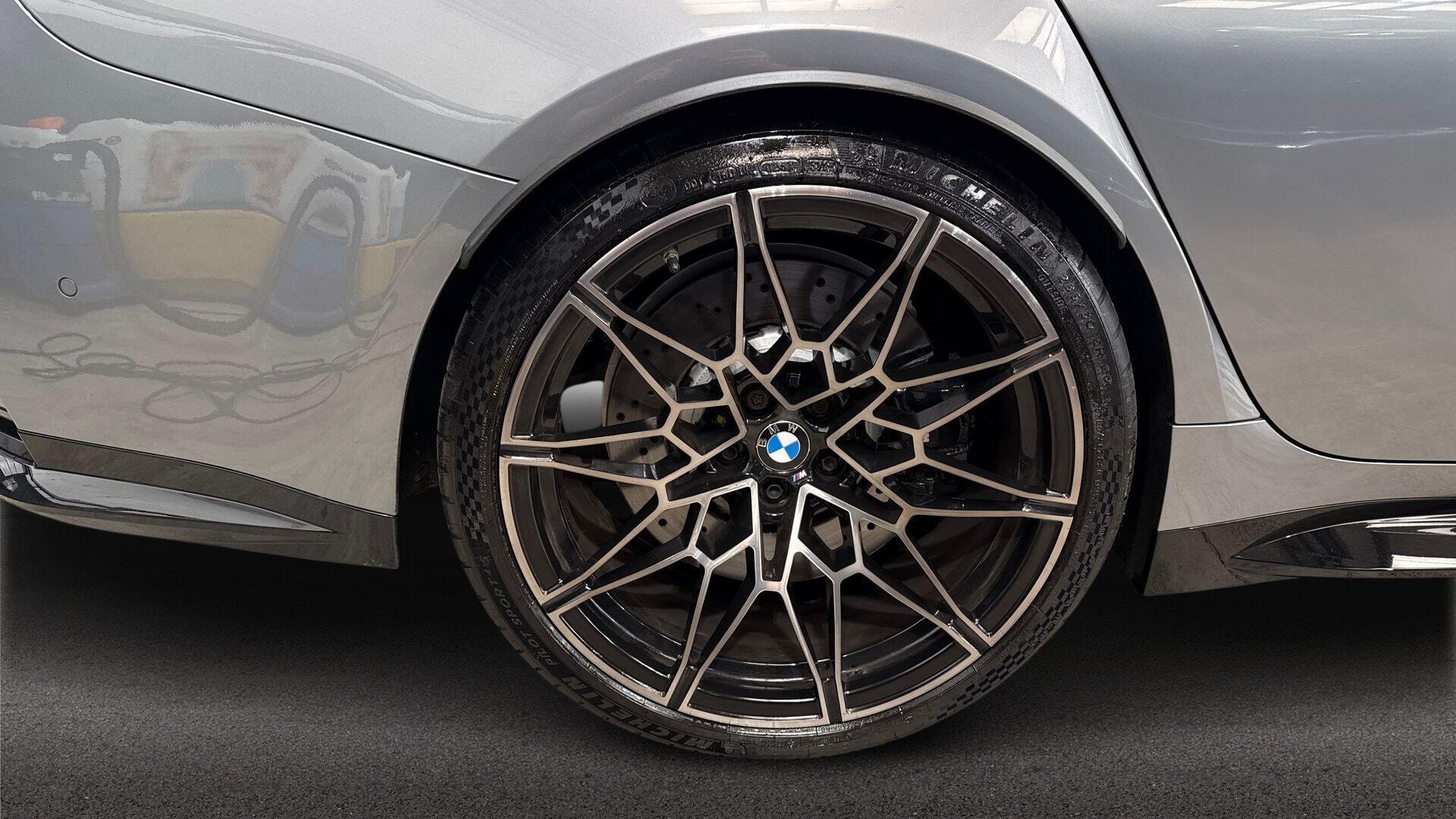 BMW M3 view 14