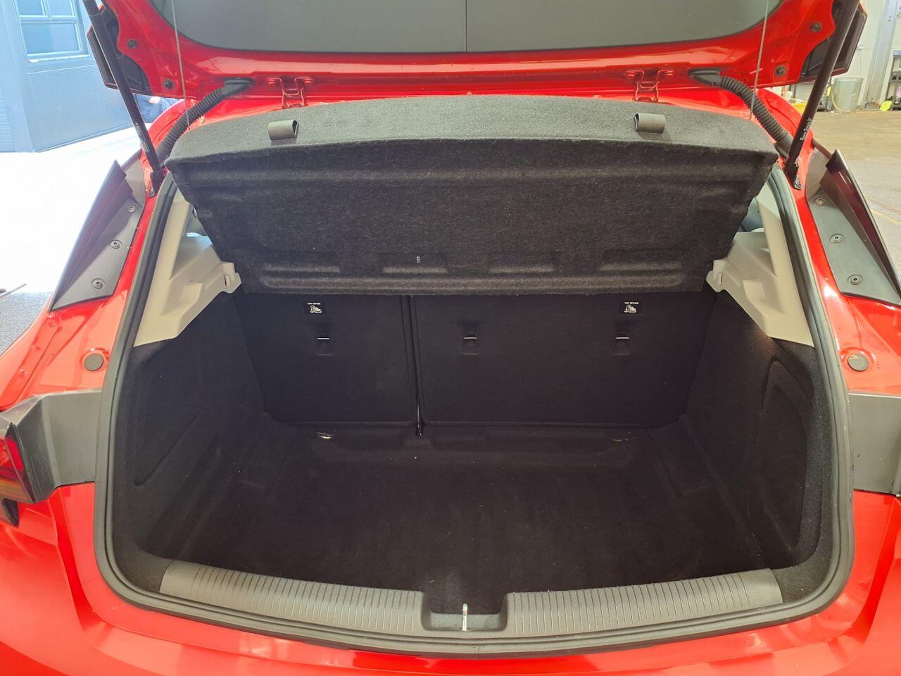 Vauxhall Astra view 12