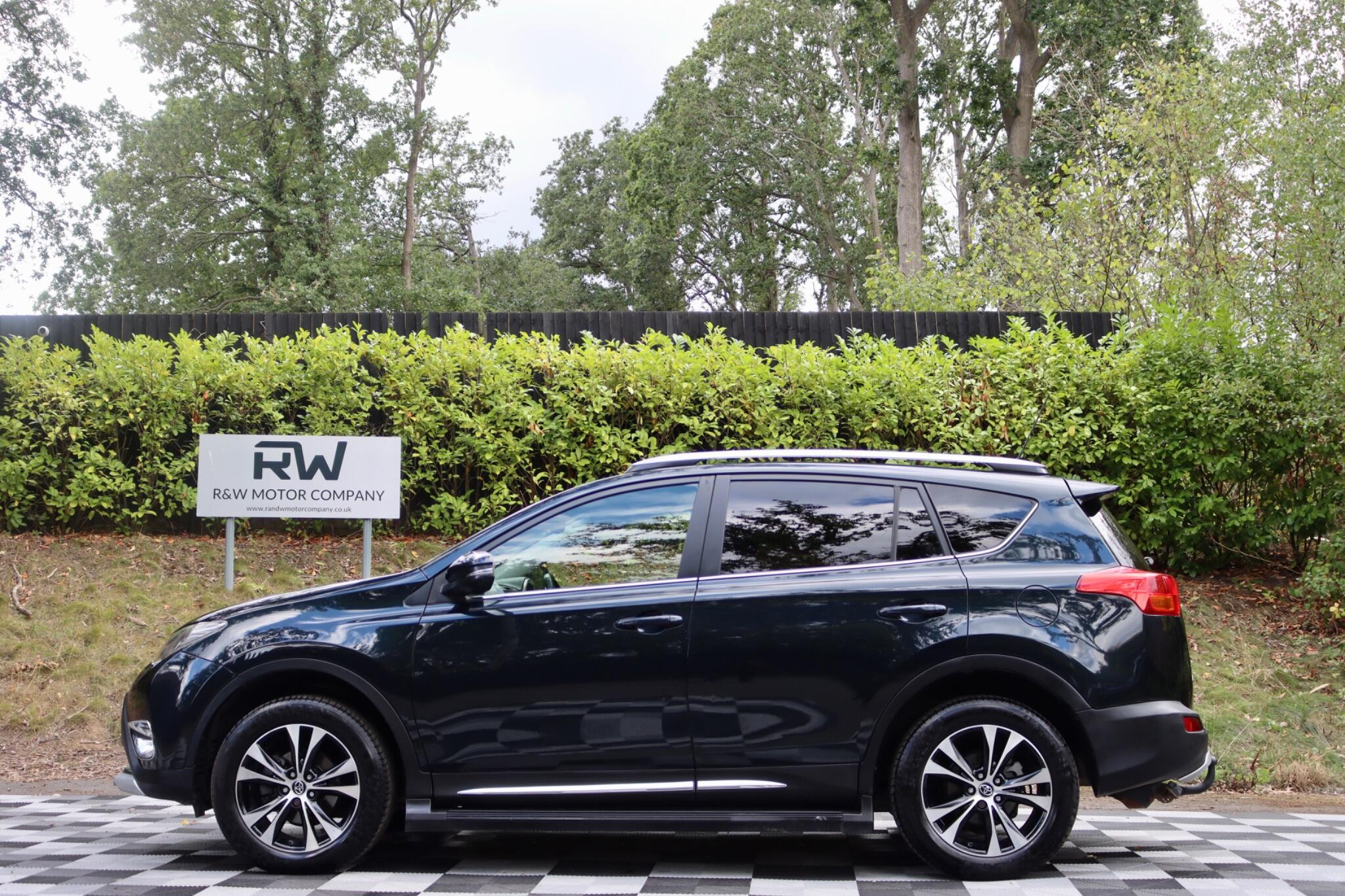 2015 Toyota Rav4 in Grey for sale