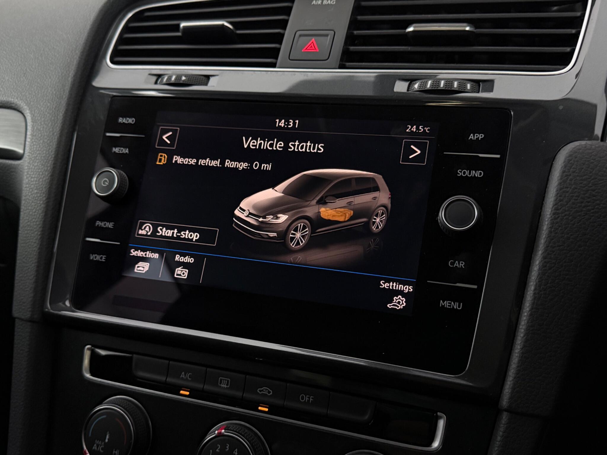 Volkswagen Golf view 25