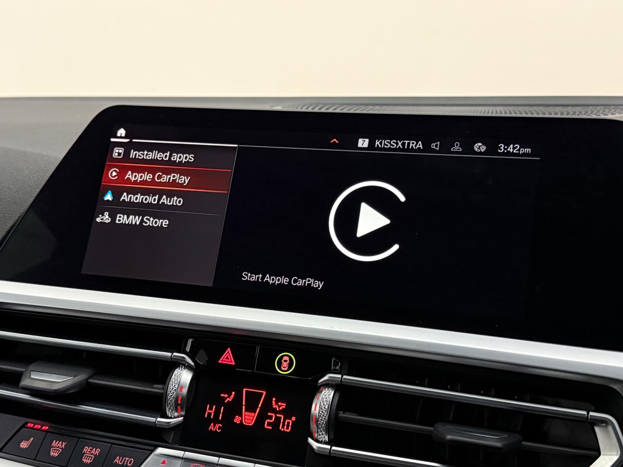 BMW 3 Series view 33