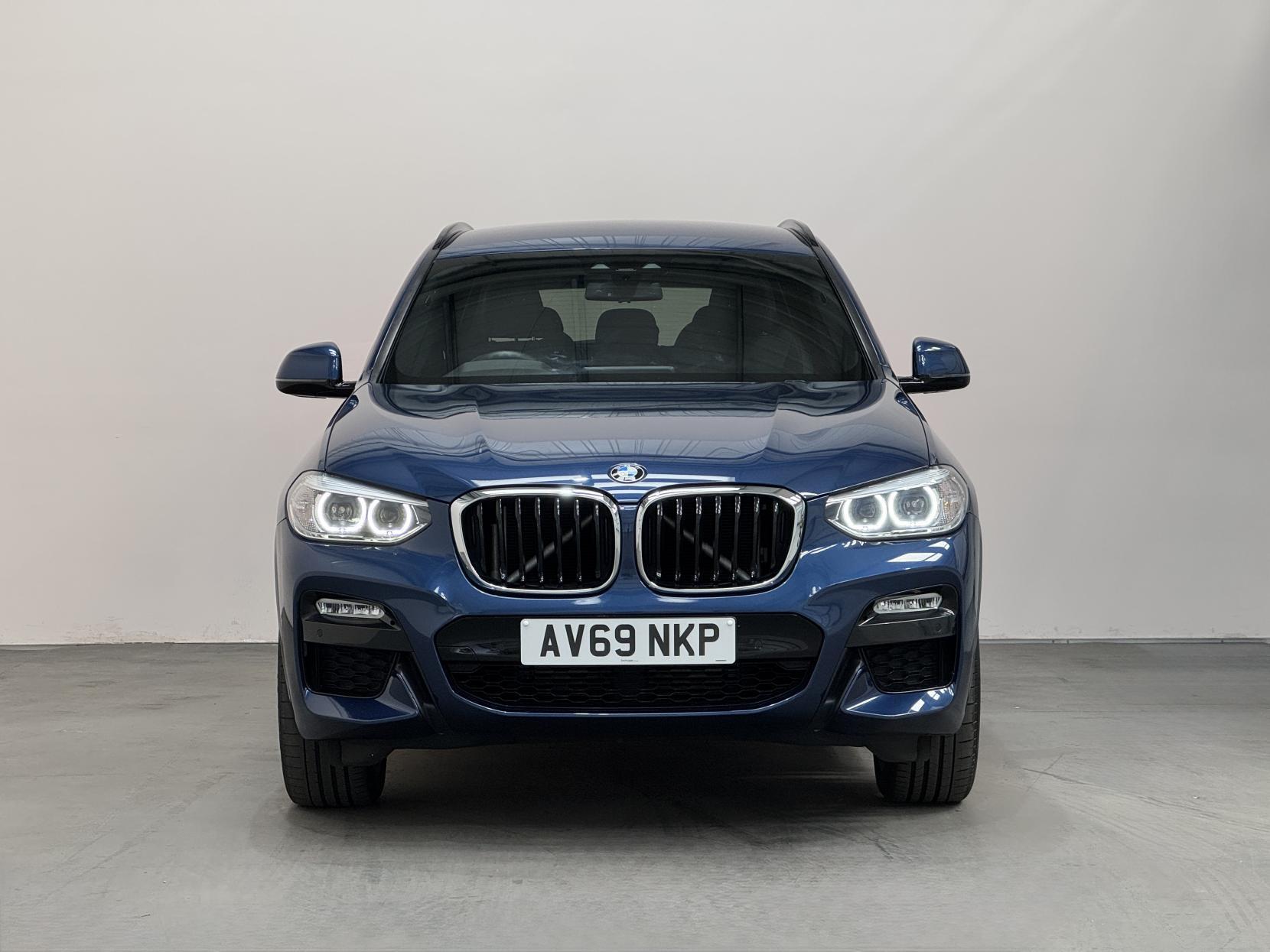 BMW X3 view 2