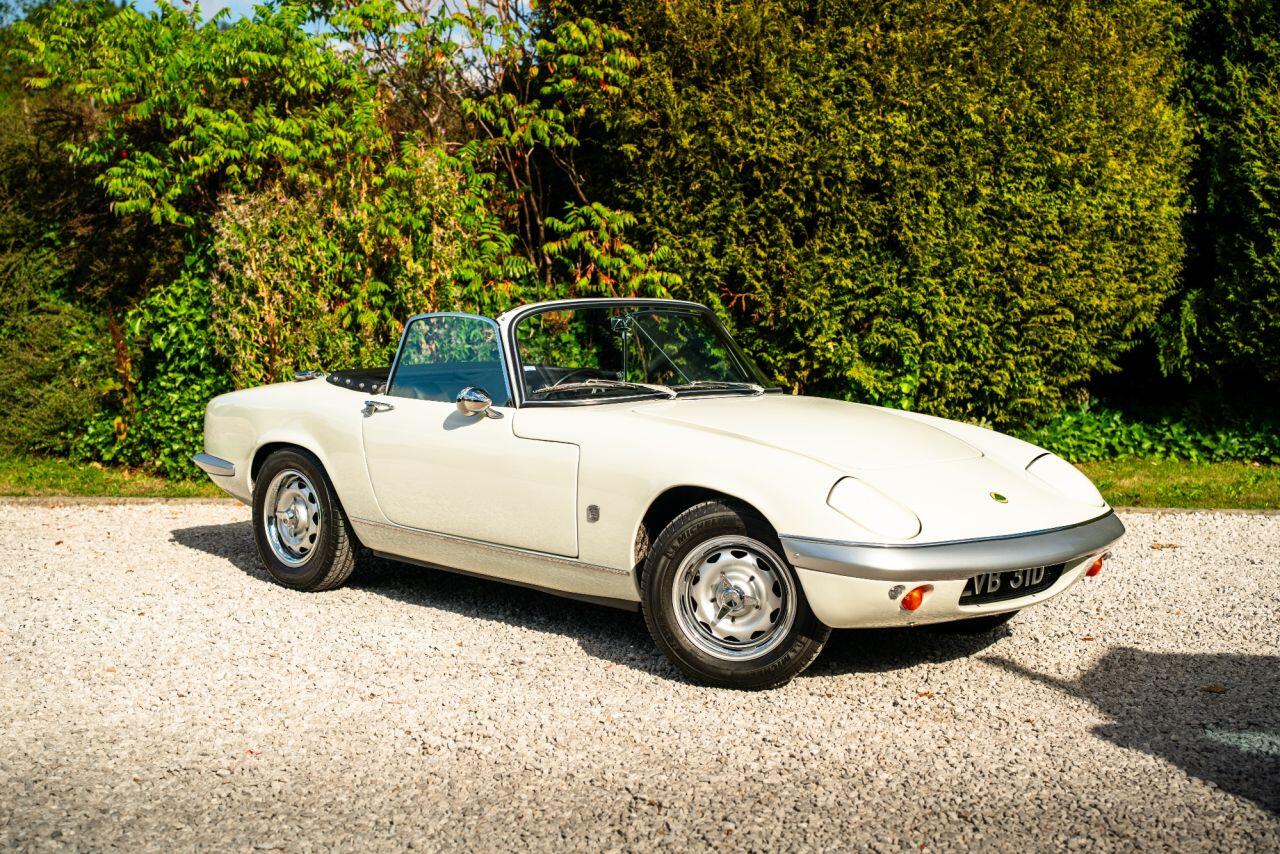 Lotus Elan