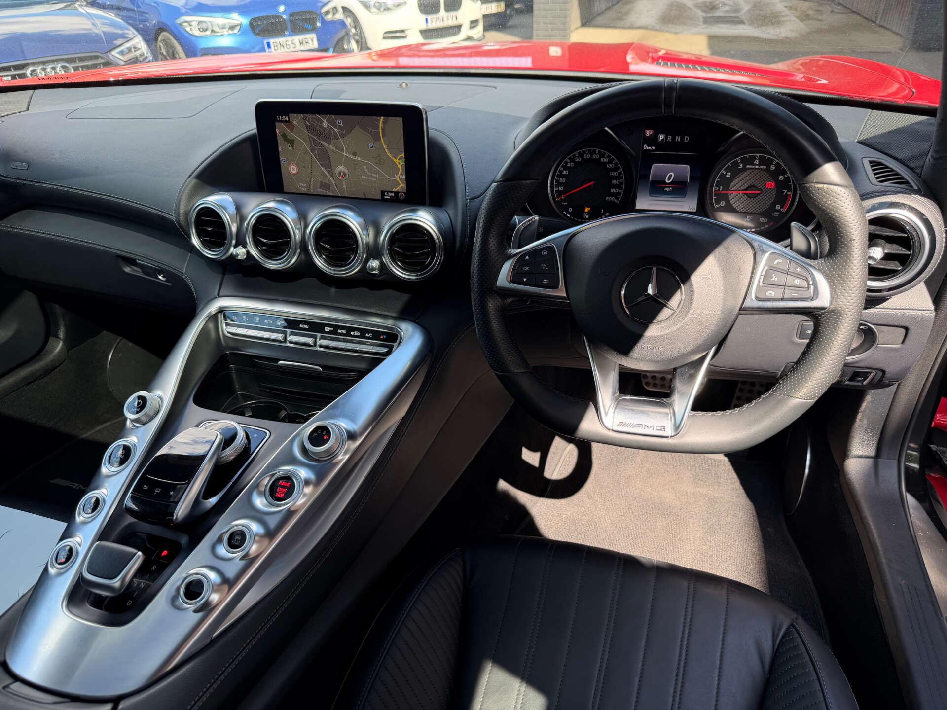 Mercedes-Benz Amg GT view 4