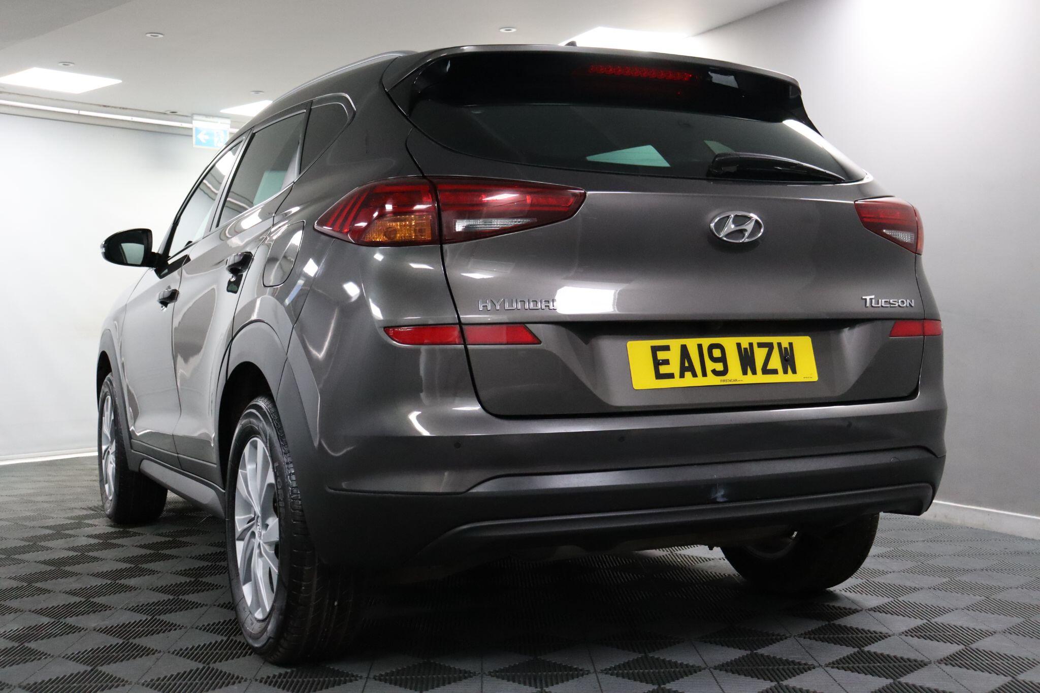 Hyundai Tucson view 22