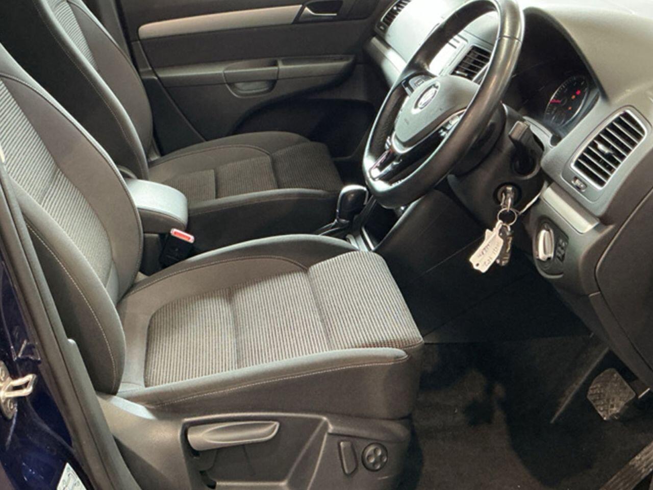 Volkswagen Sharan view 9