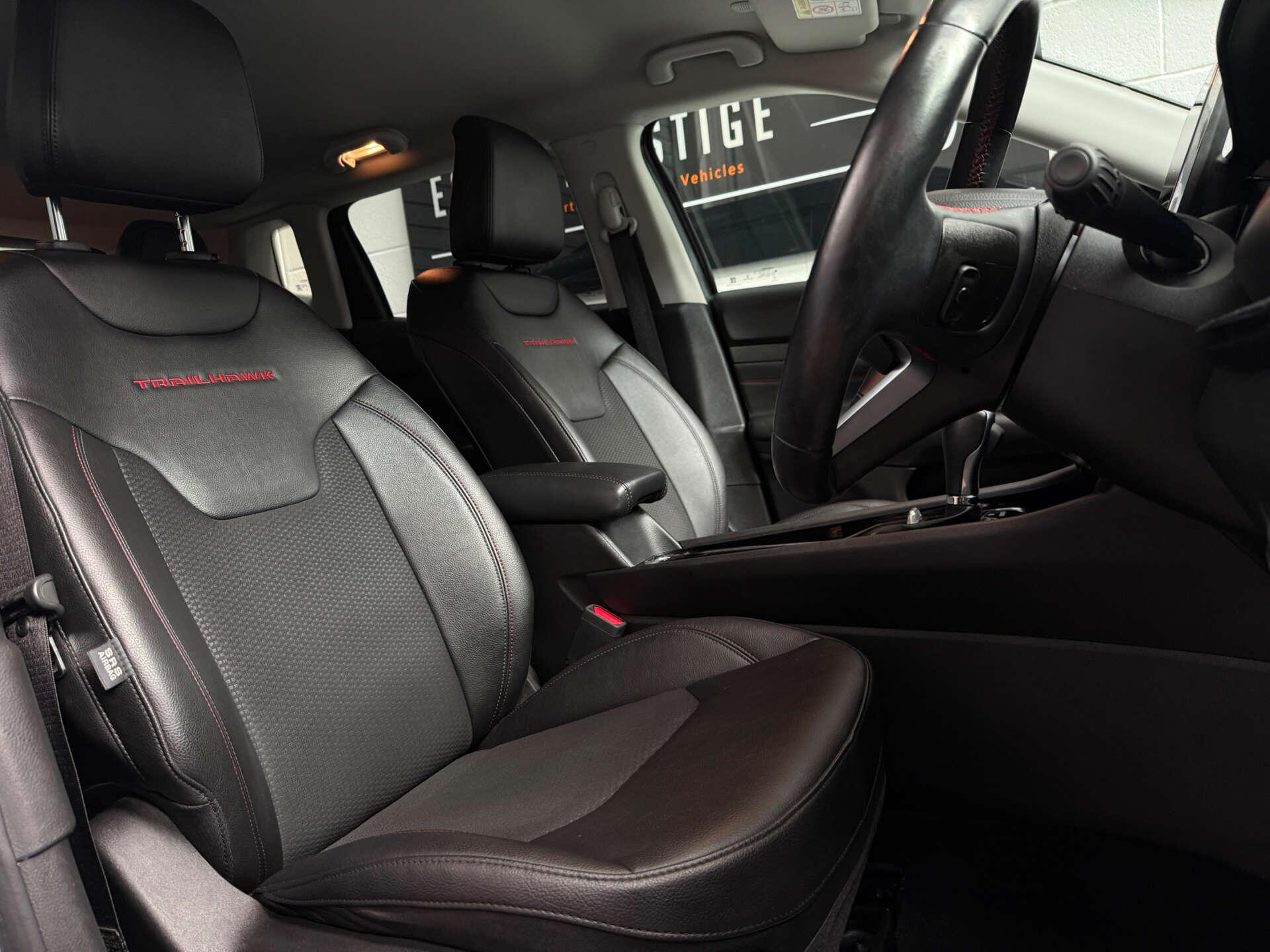 Jeep Compass view 13