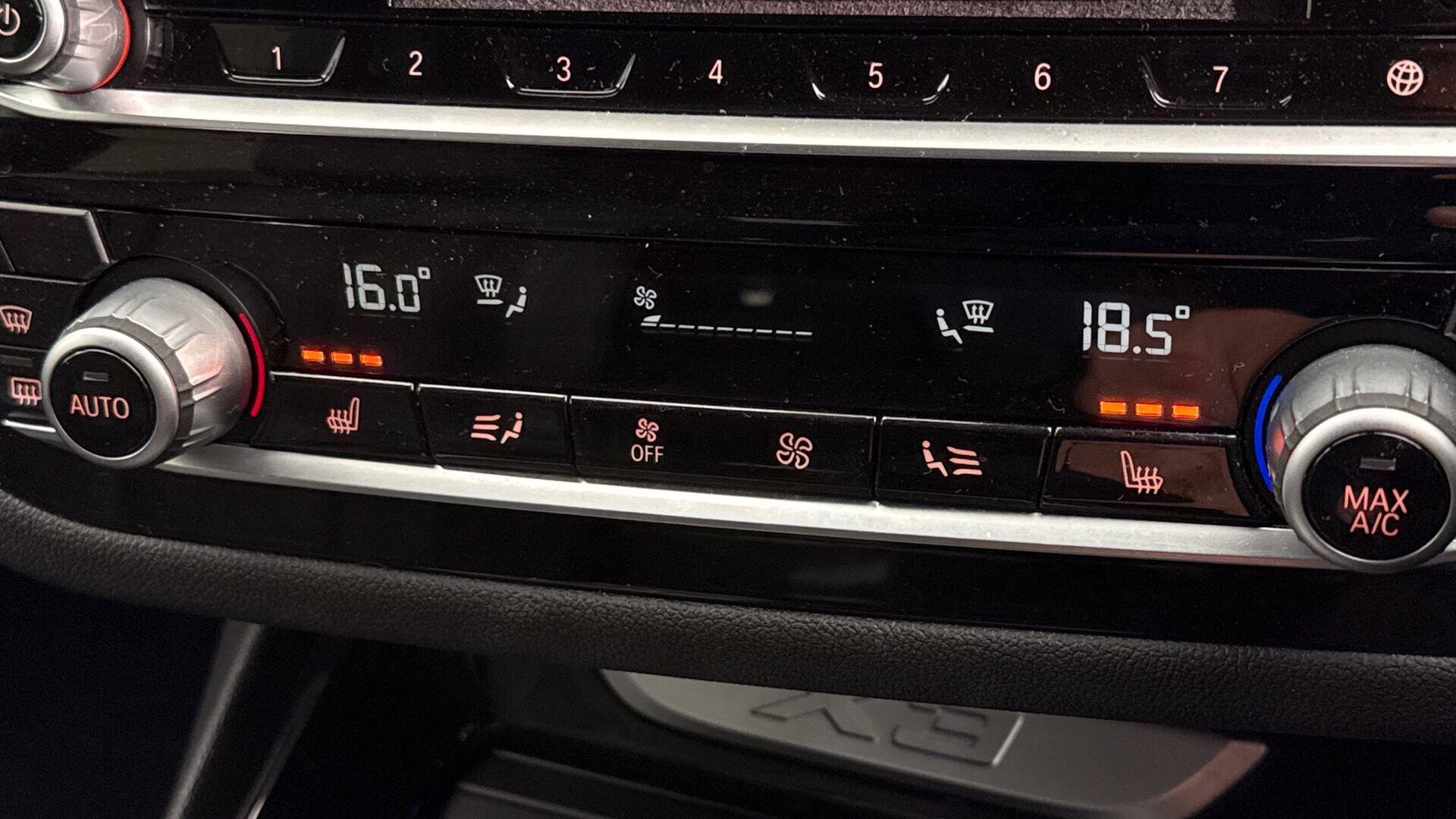 BMW X3 view 26