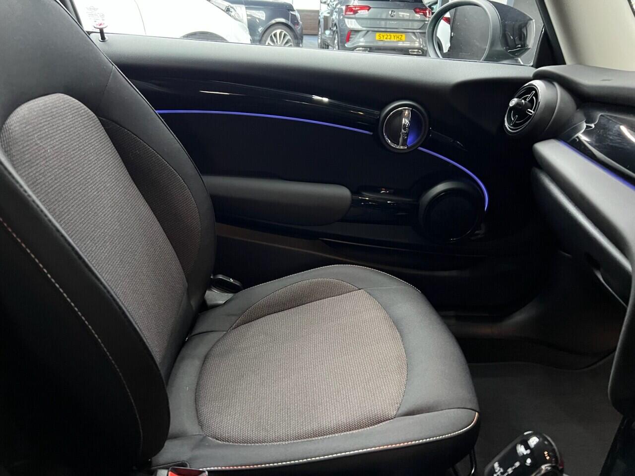 Mini Hatch view 35