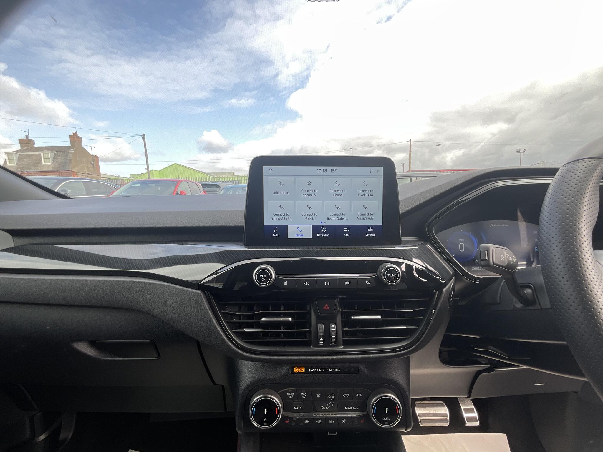 Ford Kuga view 25