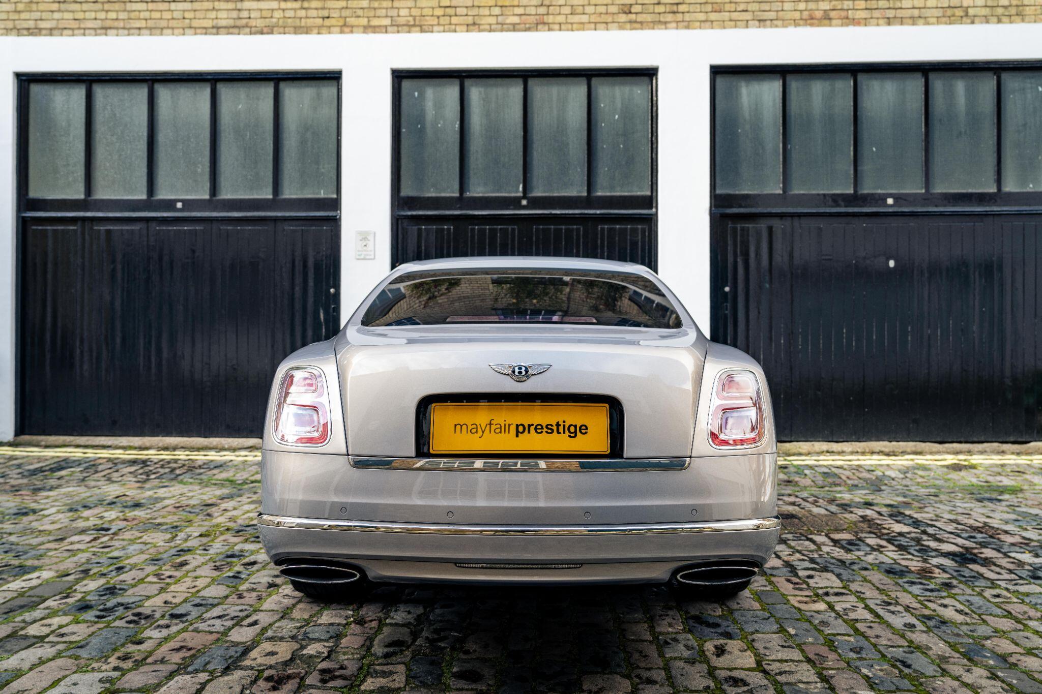 Bentley Mulsanne view 32