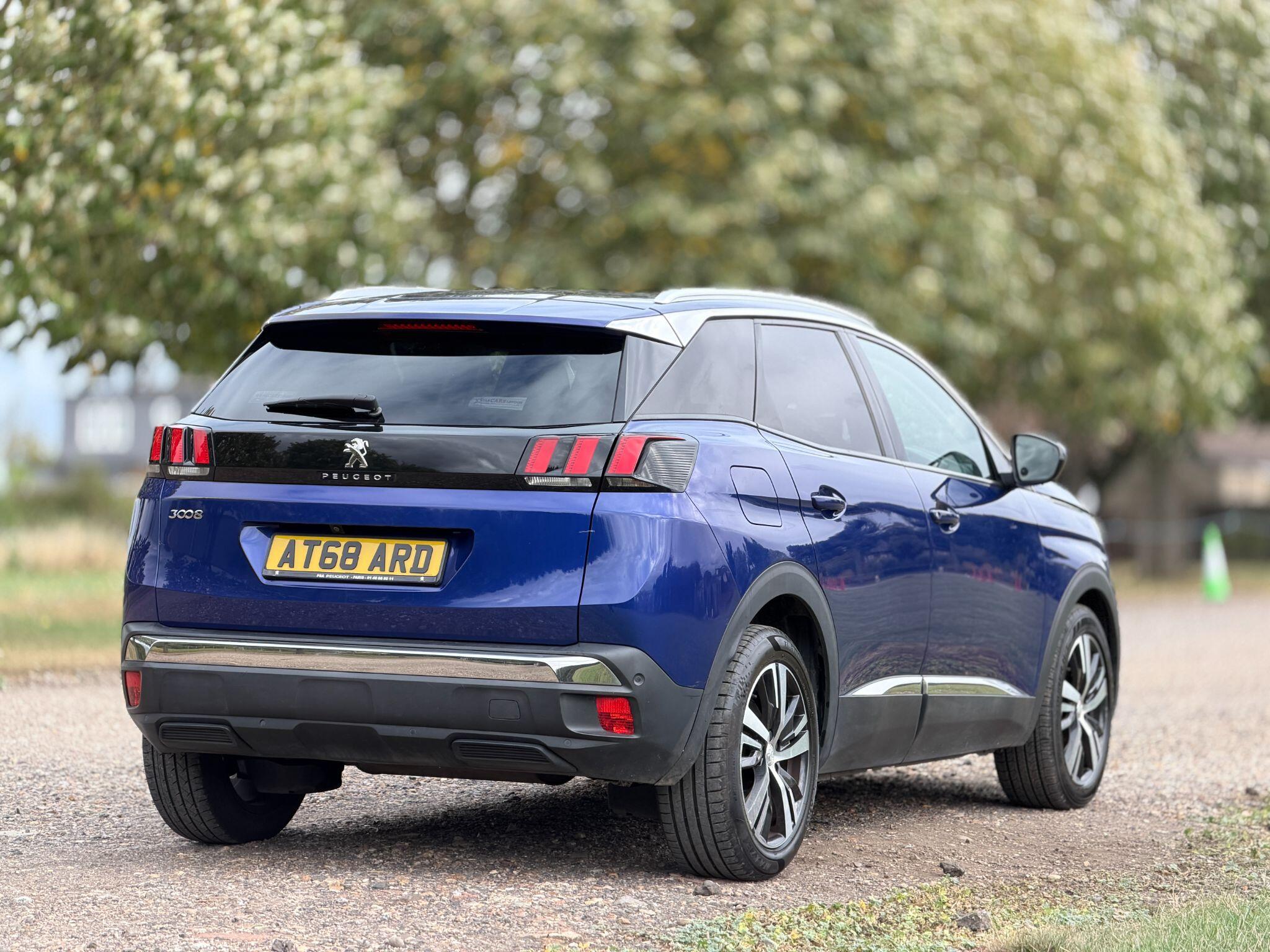 Peugeot 3008 view 8