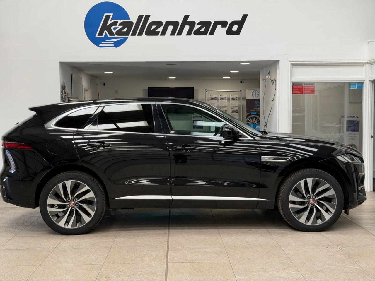 Jaguar F-Pace view 17