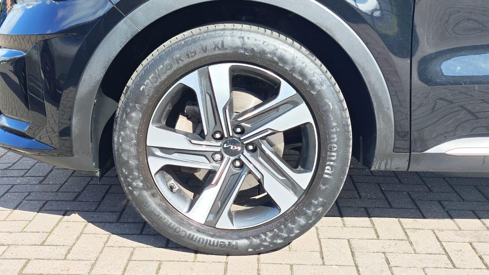 Kia Sorento view 13