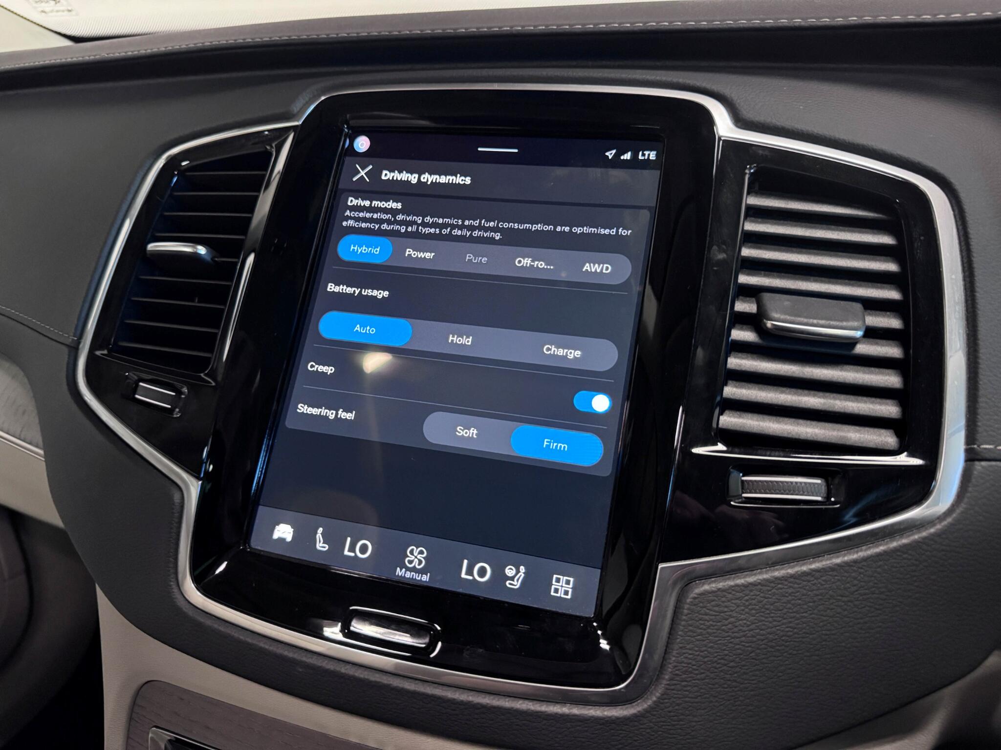 Volvo XC90 view 56