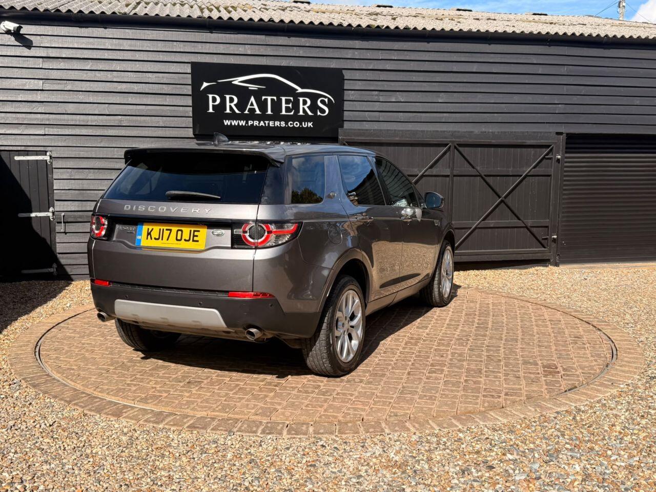 Land Rover Discovery Sport view 24