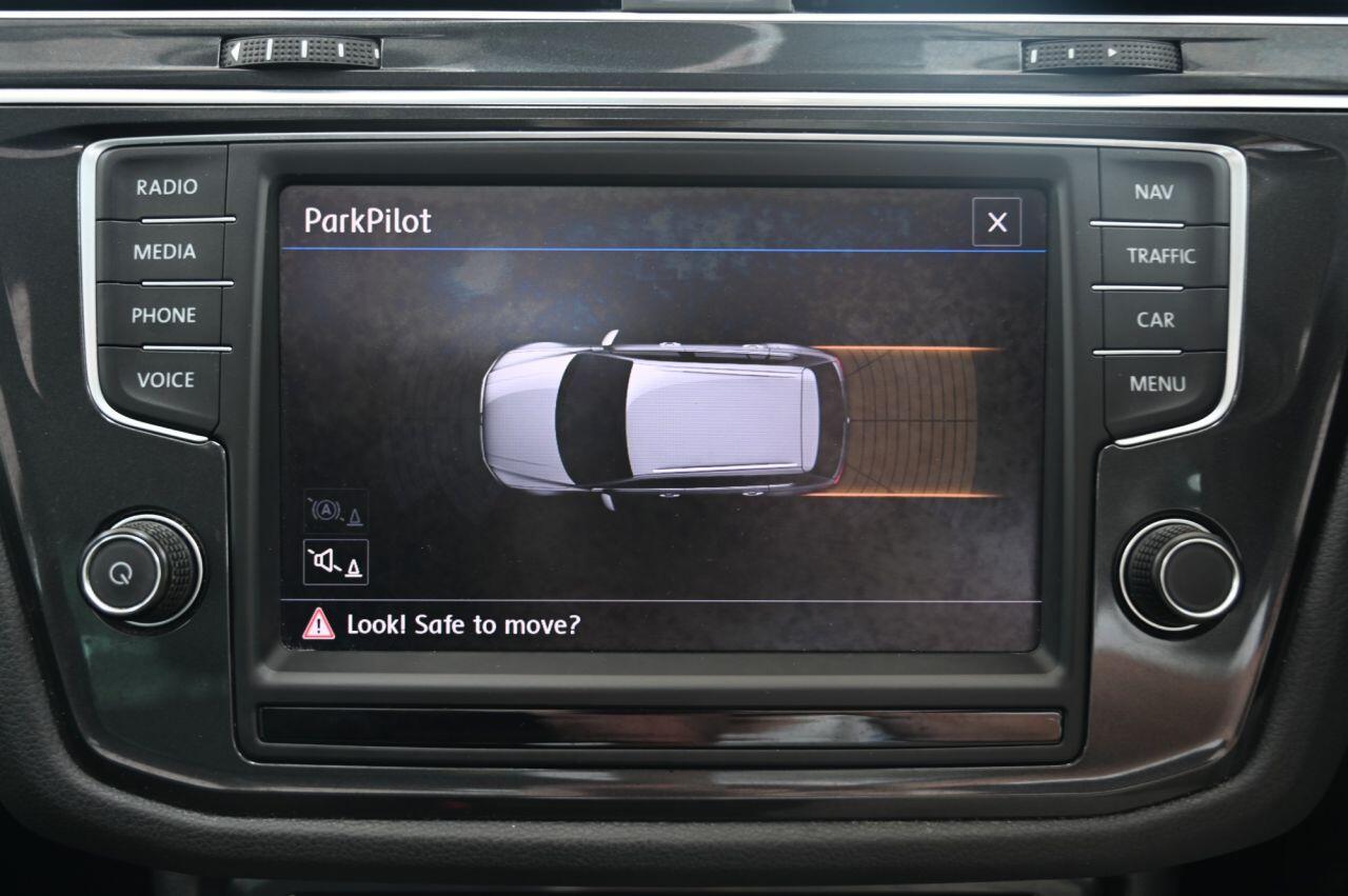 Volkswagen Tiguan view 22