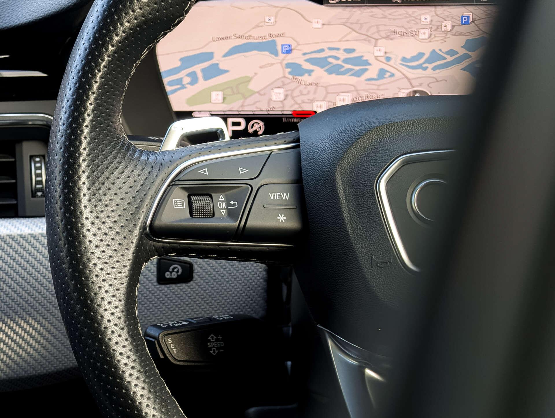 Audi RS4 view 35