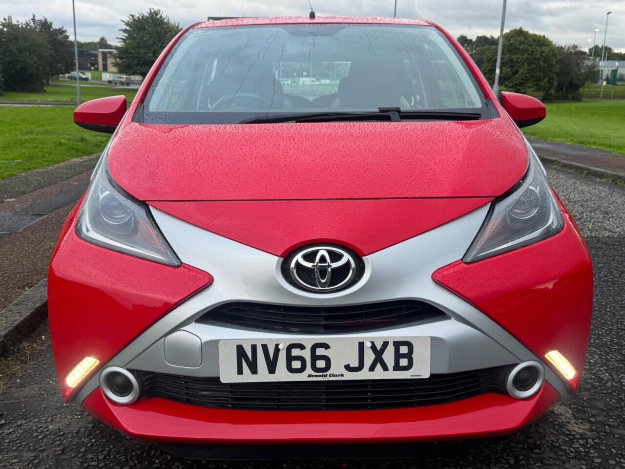 Toyota Aygo view 11