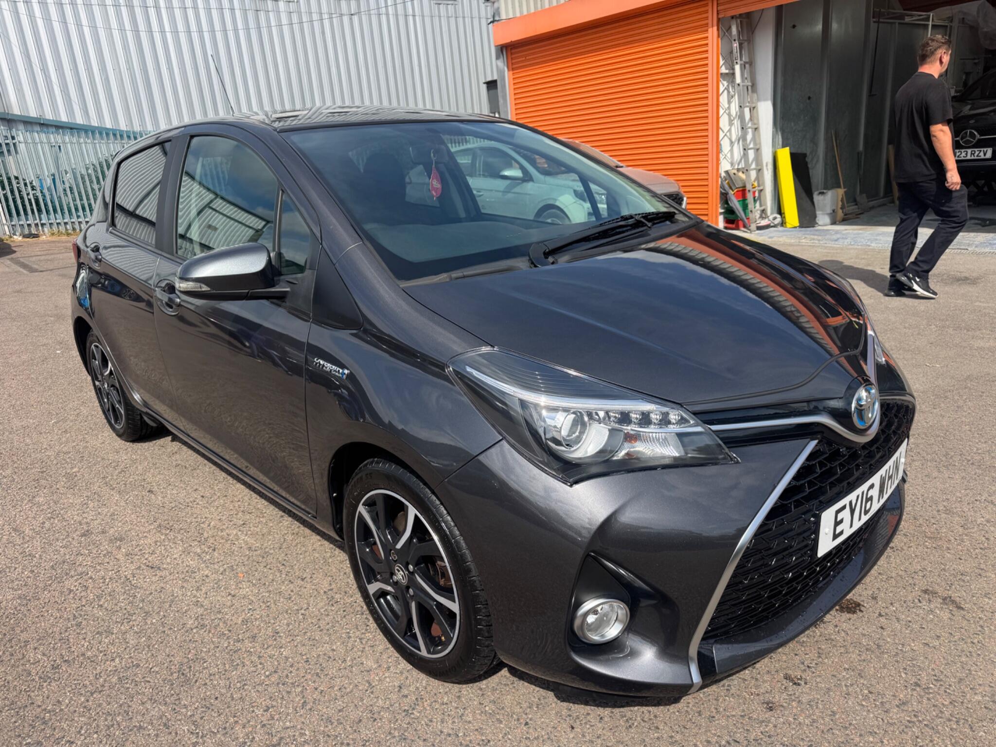 Toyota Yaris main image