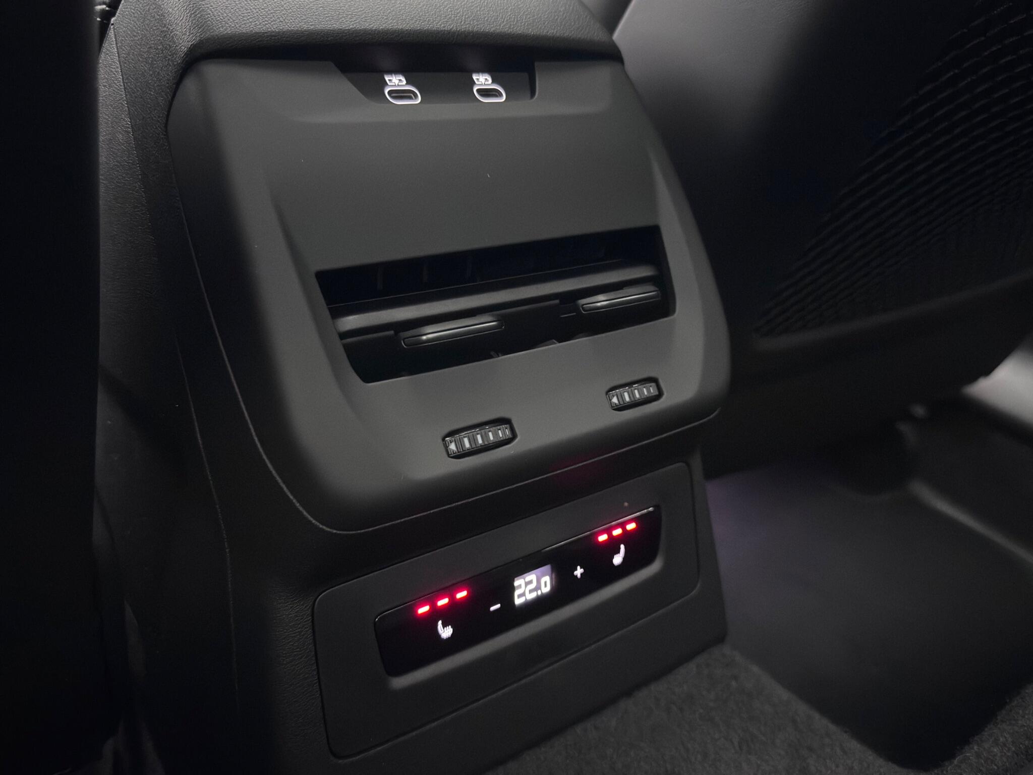 Audi RS5 view 34