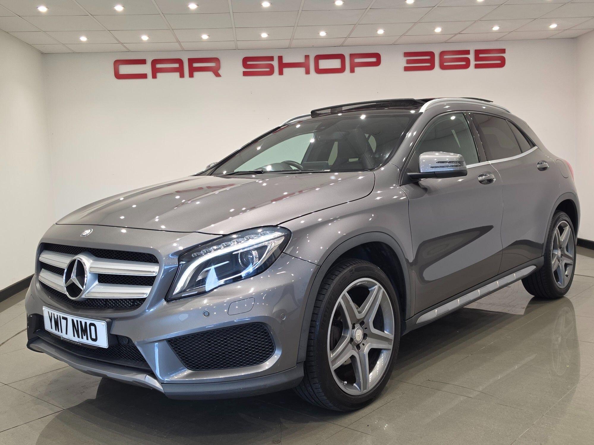Mercedes-Benz GLA view 52