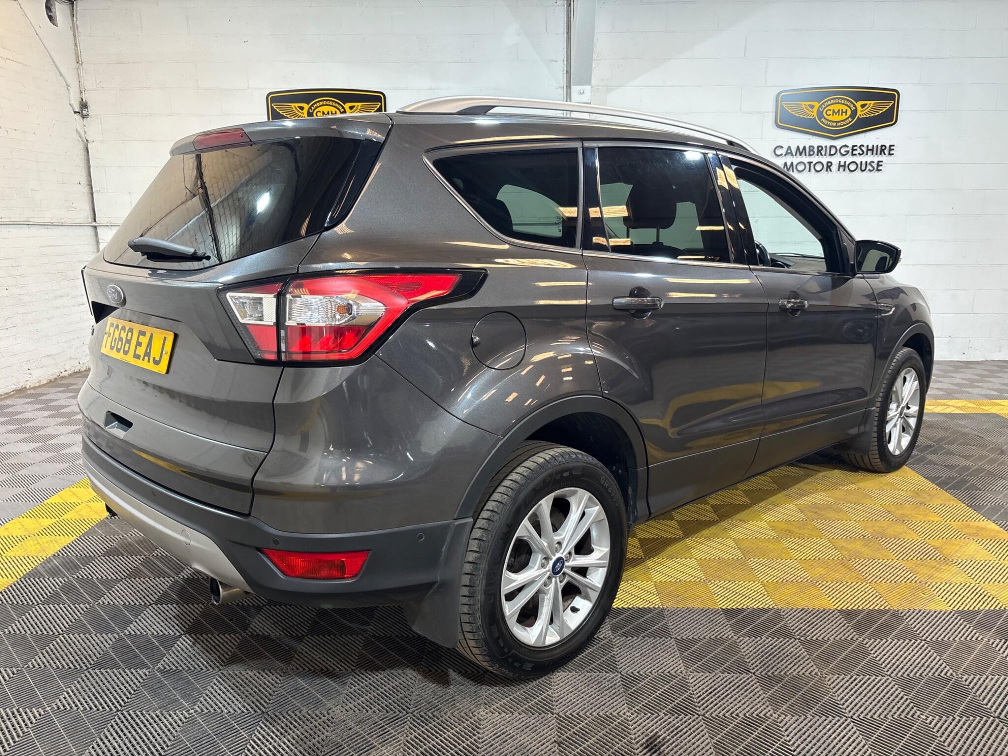 Ford Kuga view 16