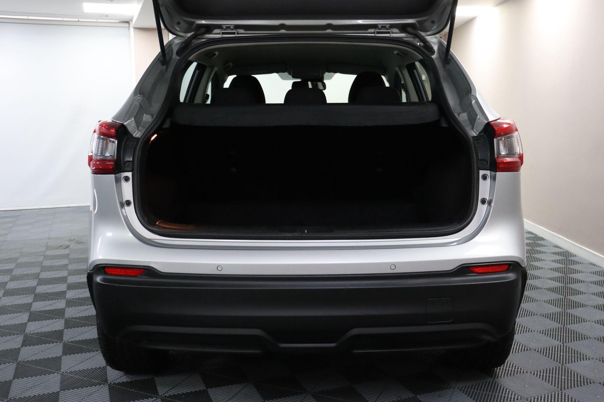 Nissan Qashqai view 14