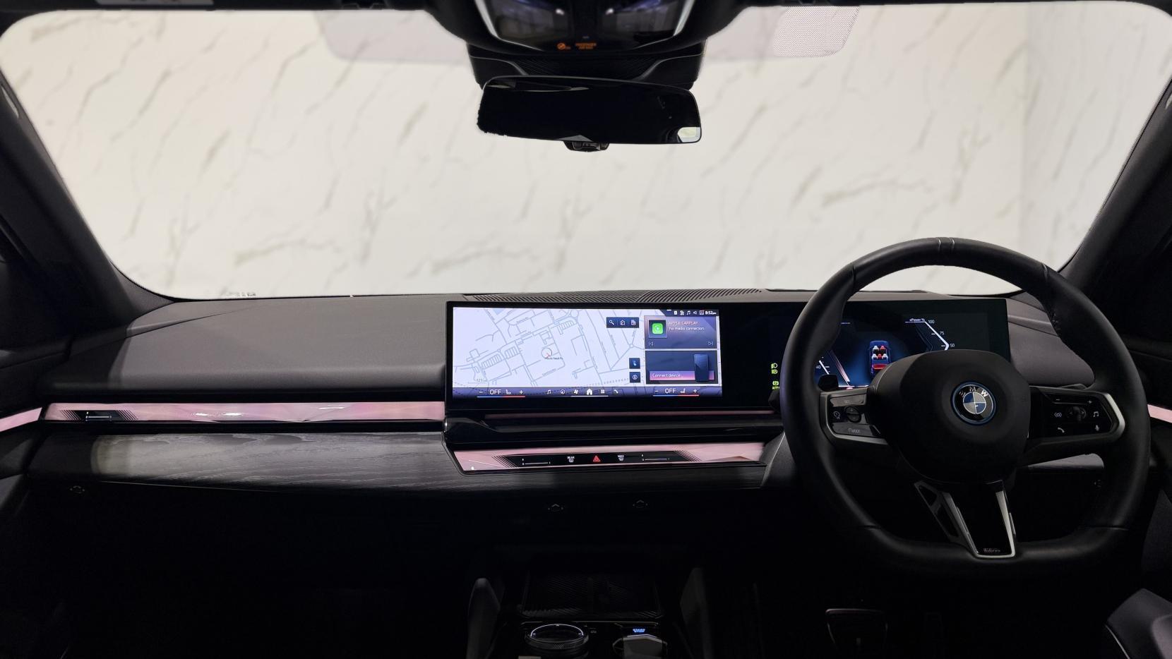 BMW I5 view 19