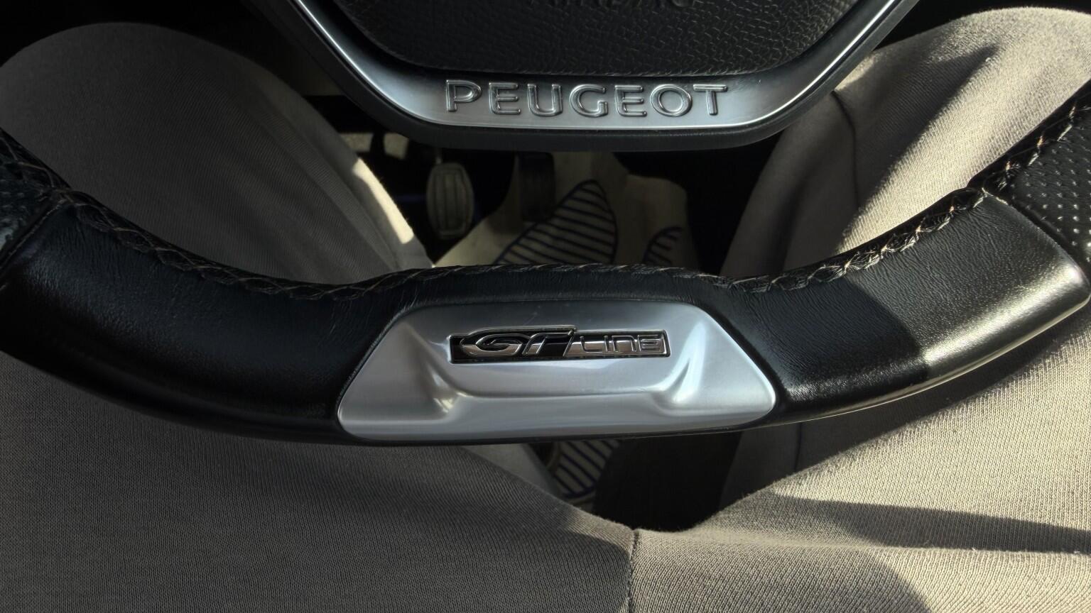 Peugeot Rifter view 24