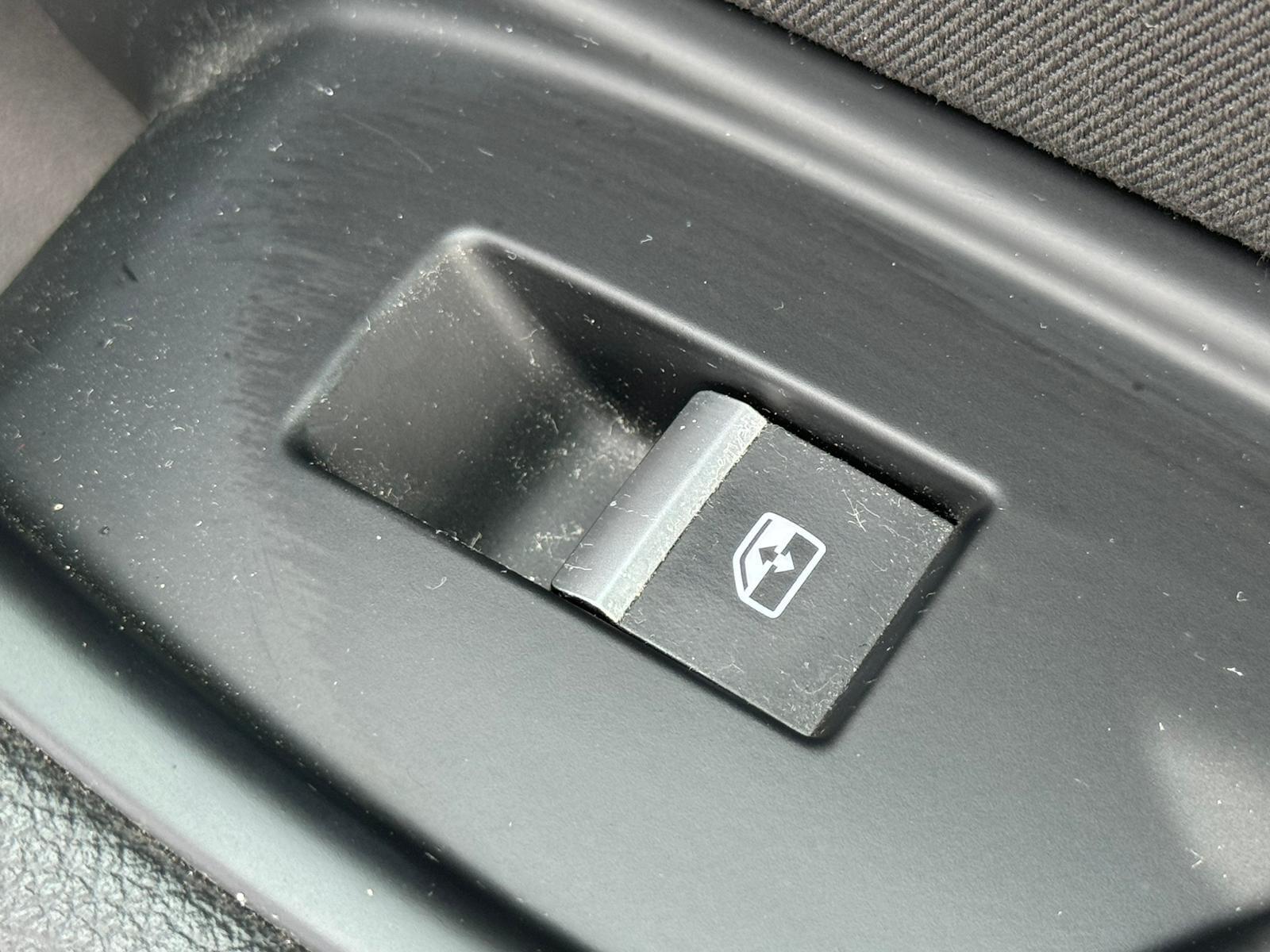 Audi A4 view 33