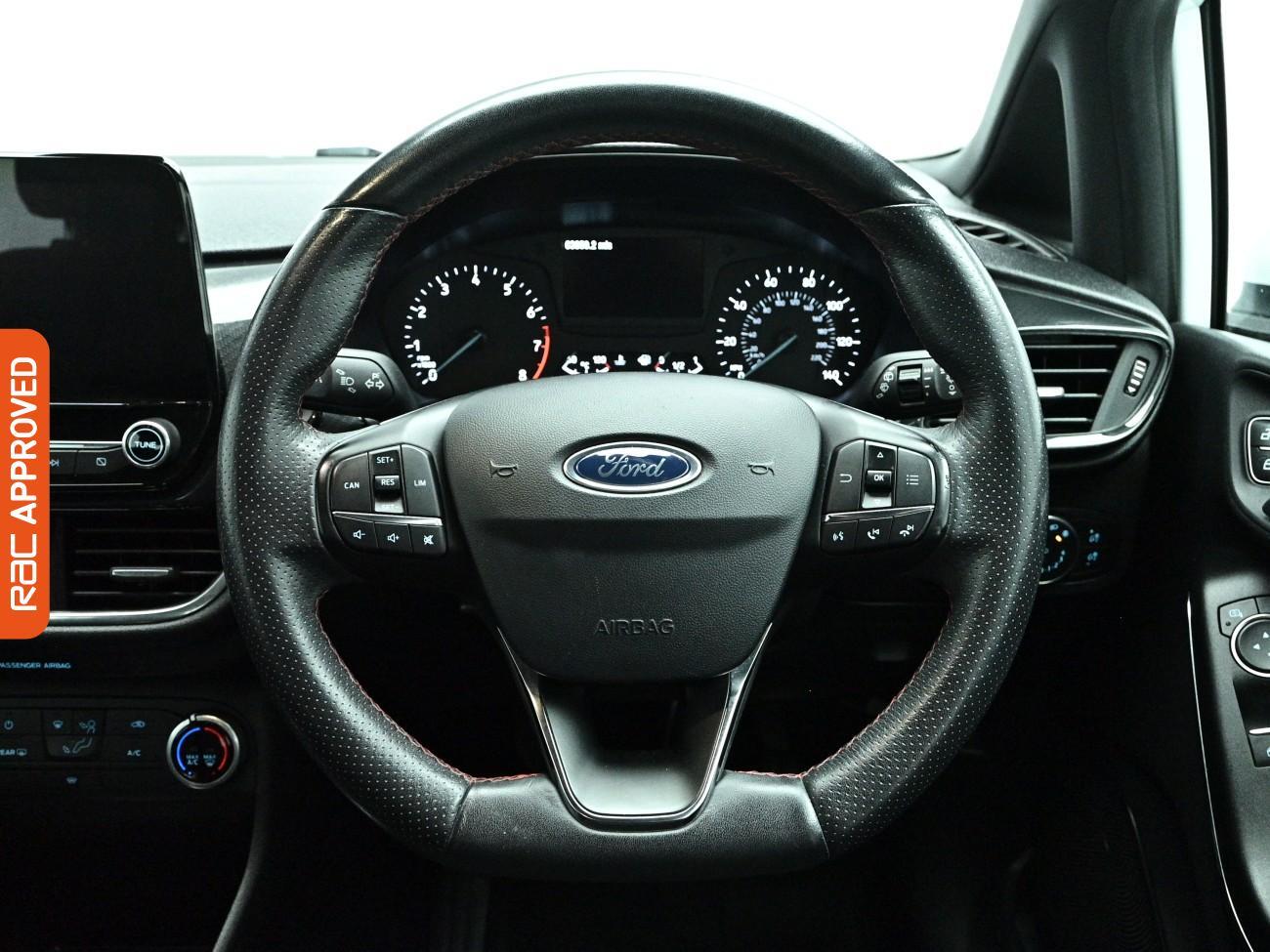 Ford Fiesta view 9