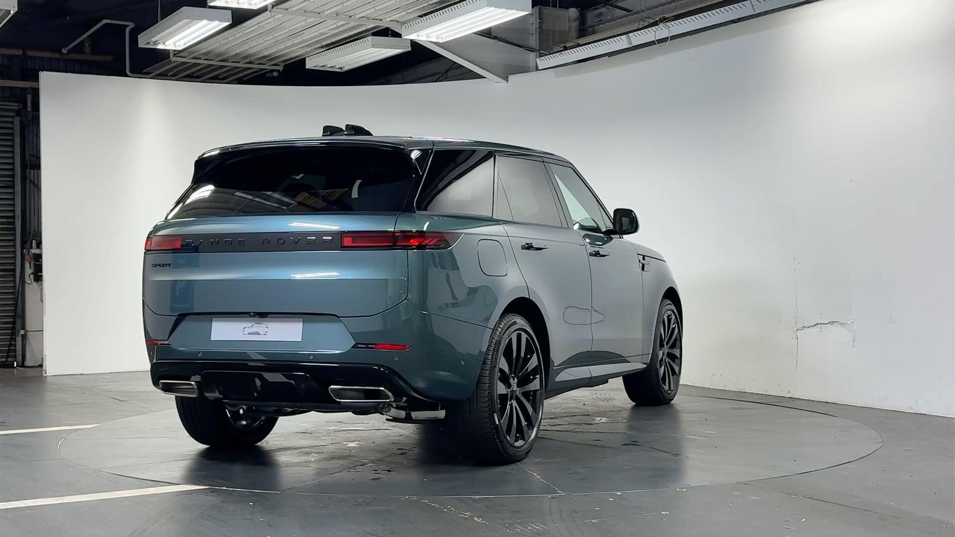 Land Rover Range Rover Sport view 23