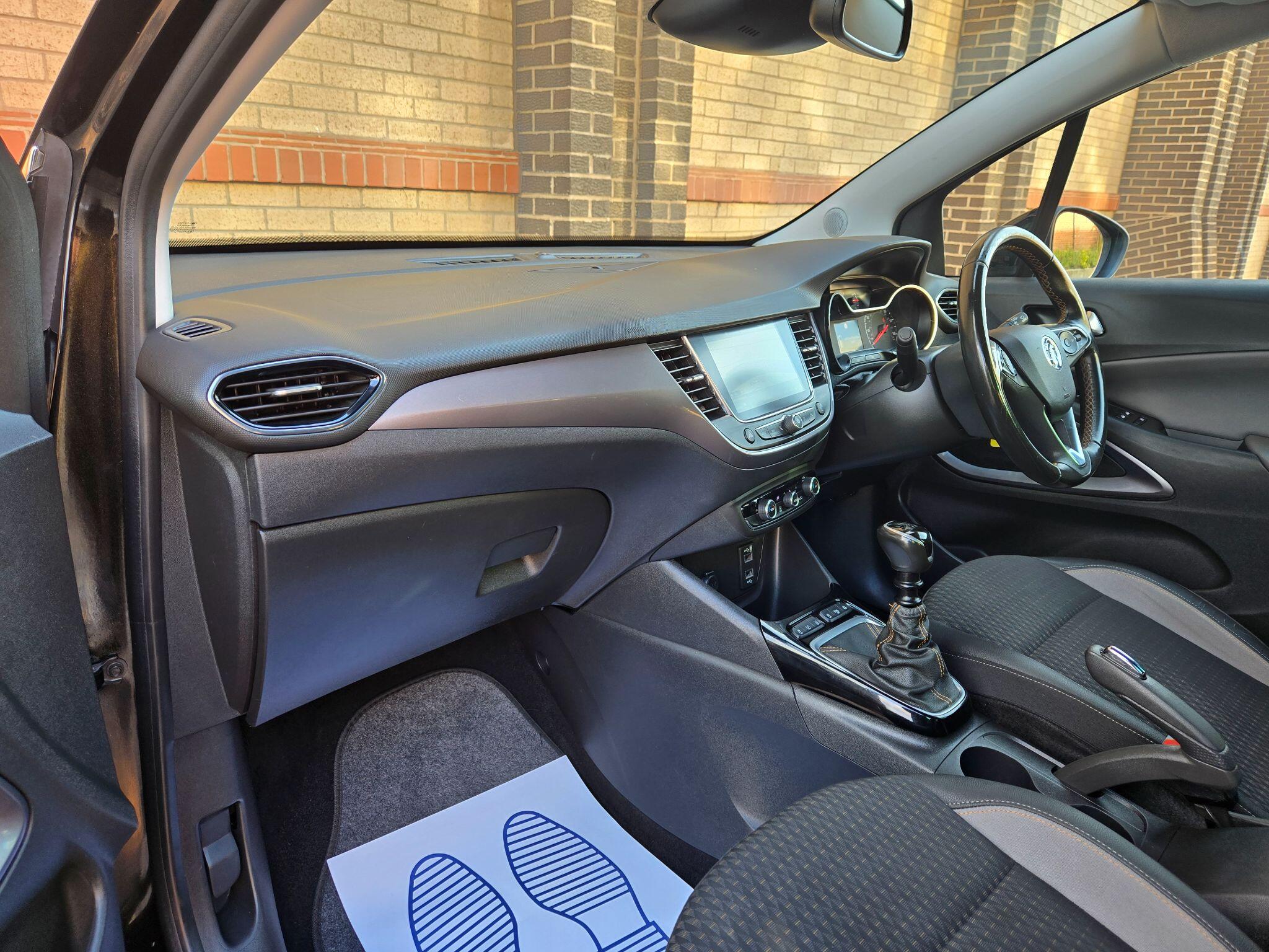 2019 Vauxhall Crossland X 1.2 Turbo GPF Tech Line Nav Euro 6 (s/s) 5dr • 85,000 miles image 26