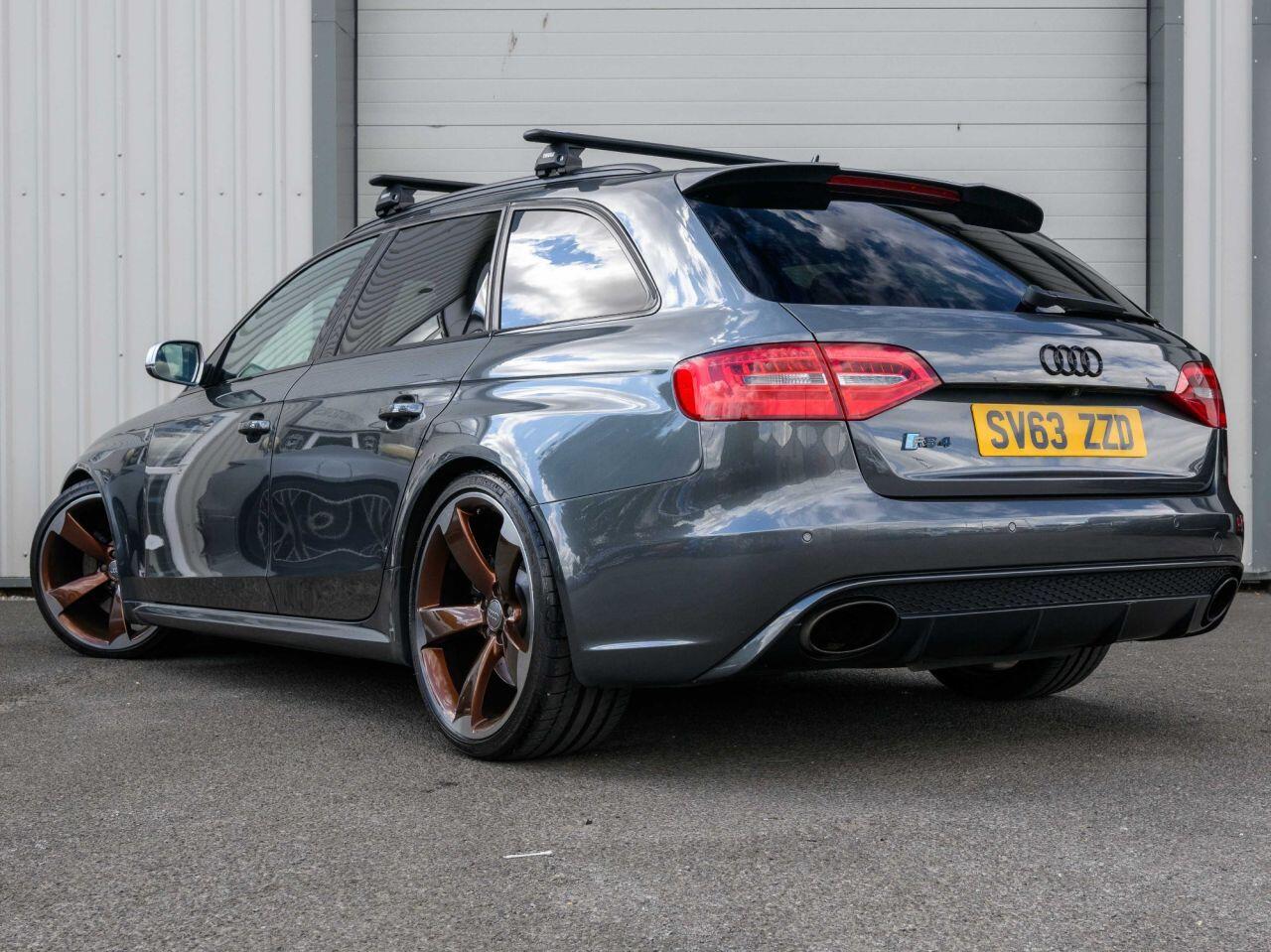 Audi RS4 view 2