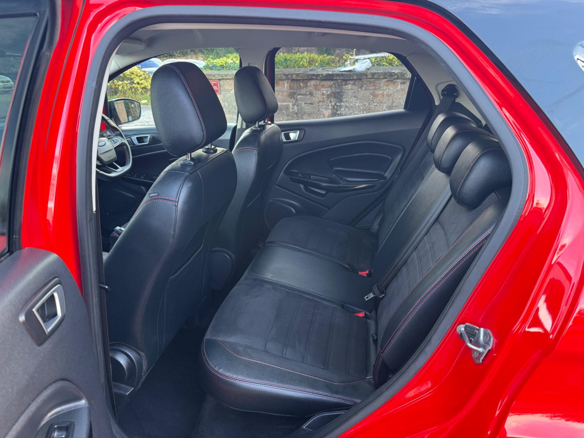 2018 Ford EcoSport image 18