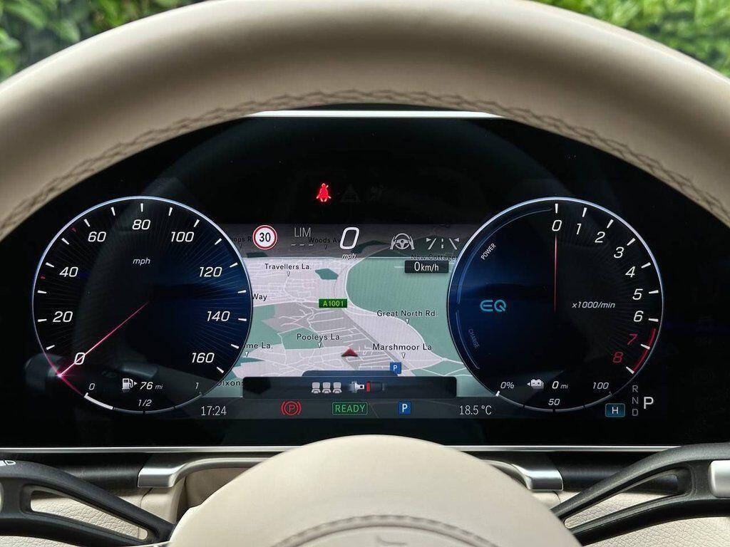 Mercedes-Benz S-Class view 29