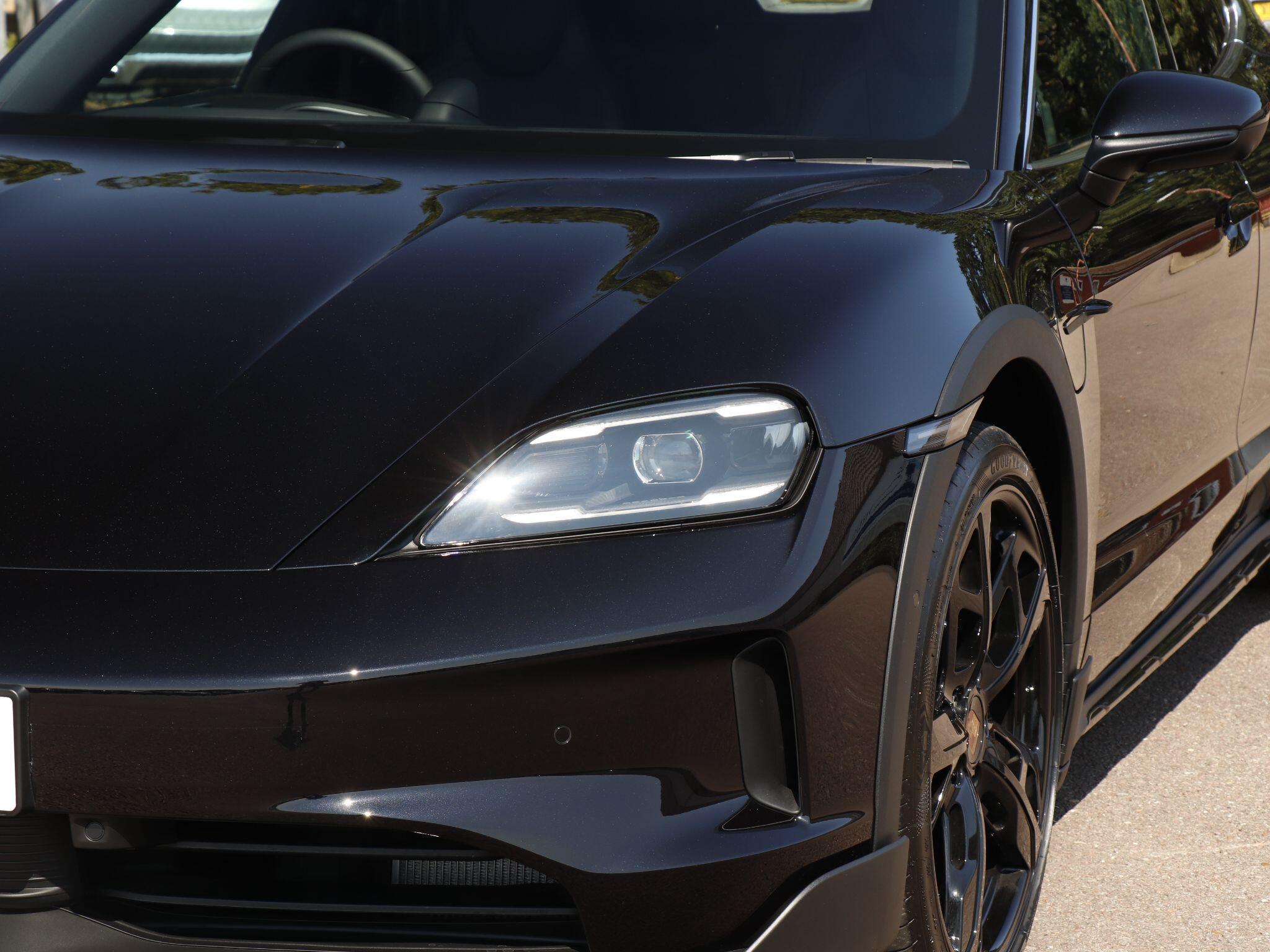 Porsche Taycan view 33
